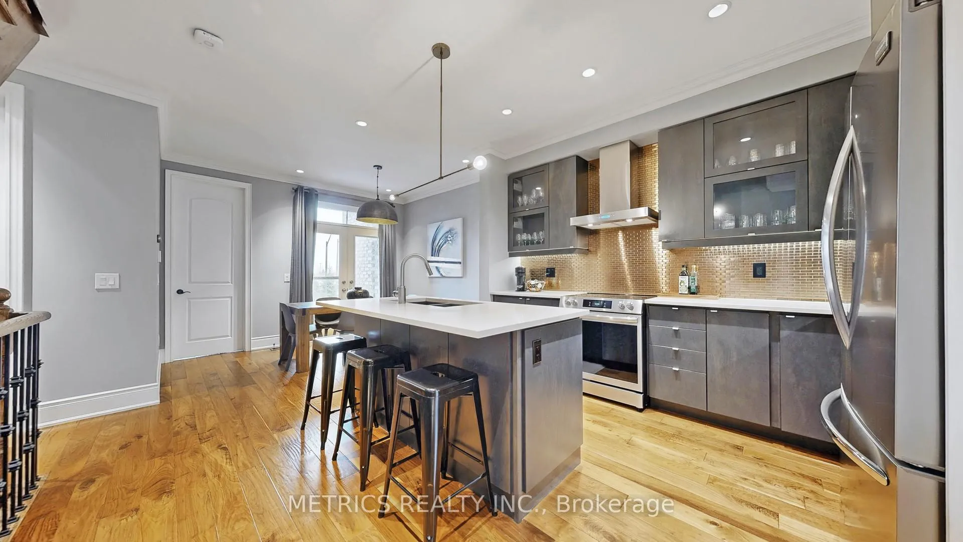 Photo 12 of 4 Glenngarry Crescent, Vaughan, Maple — HOMEH
