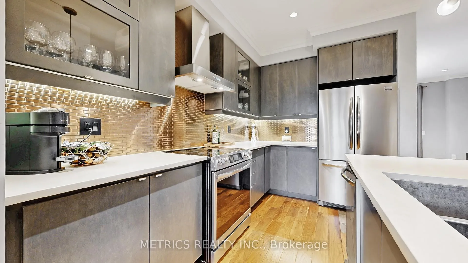 Photo 15 of 4 Glenngarry Crescent, Vaughan, Maple — HOMEH