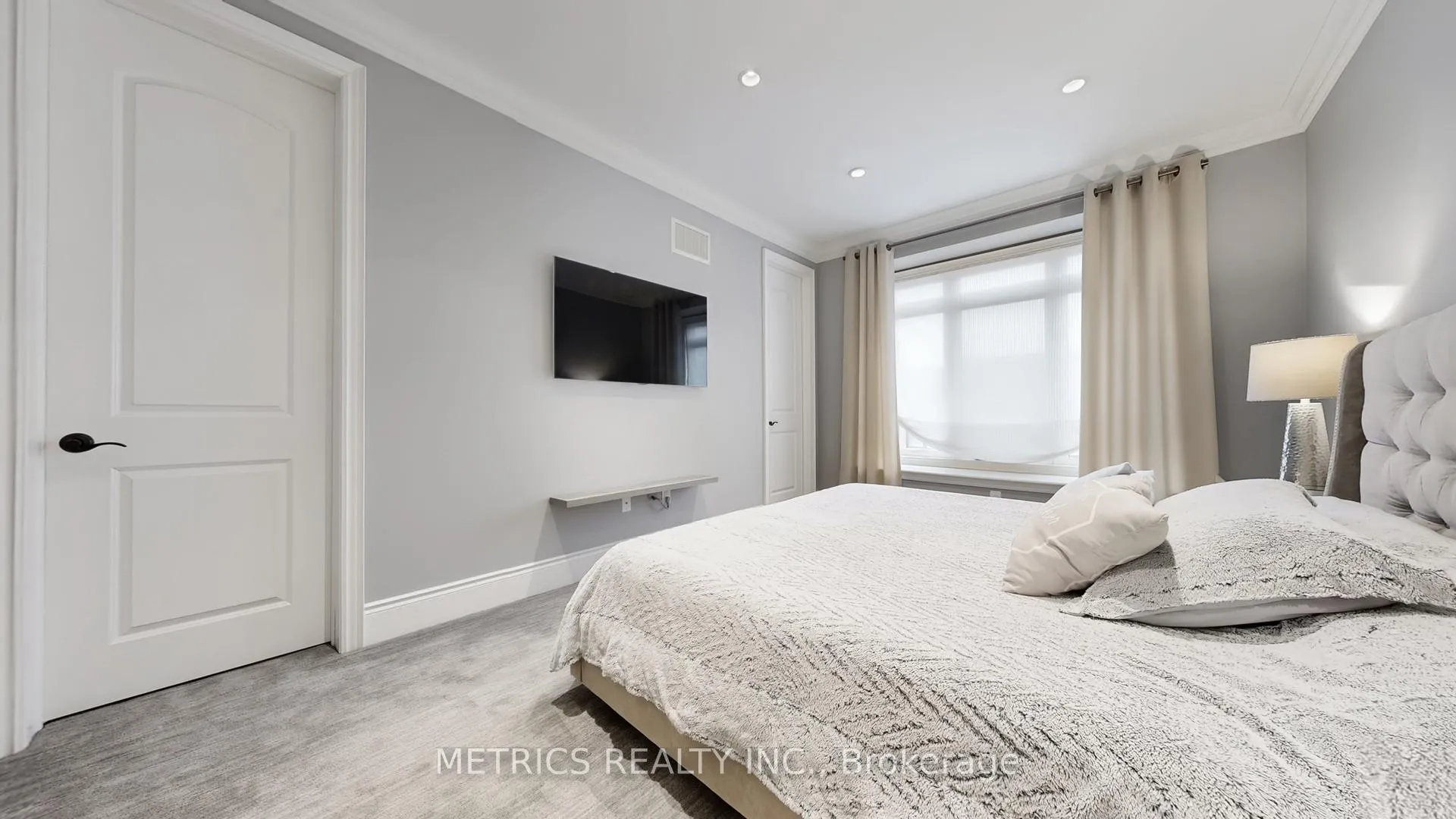 Photo 30 of 4 Glenngarry Crescent, Vaughan, Maple — HOMEH