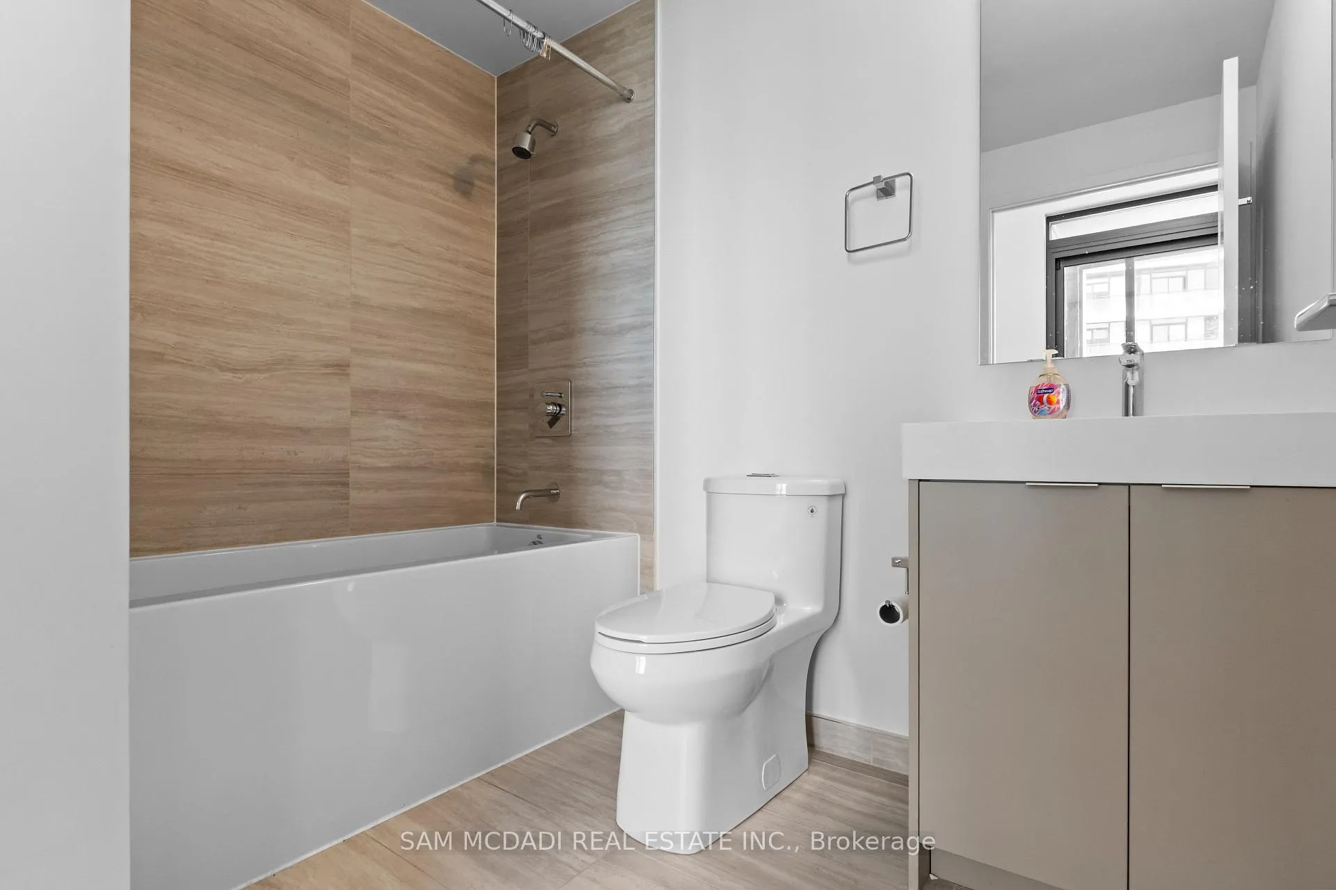 Photo 9 of Unit 2205, 2920 Highway 7 Road, Vaughan, Concord — HOMEH