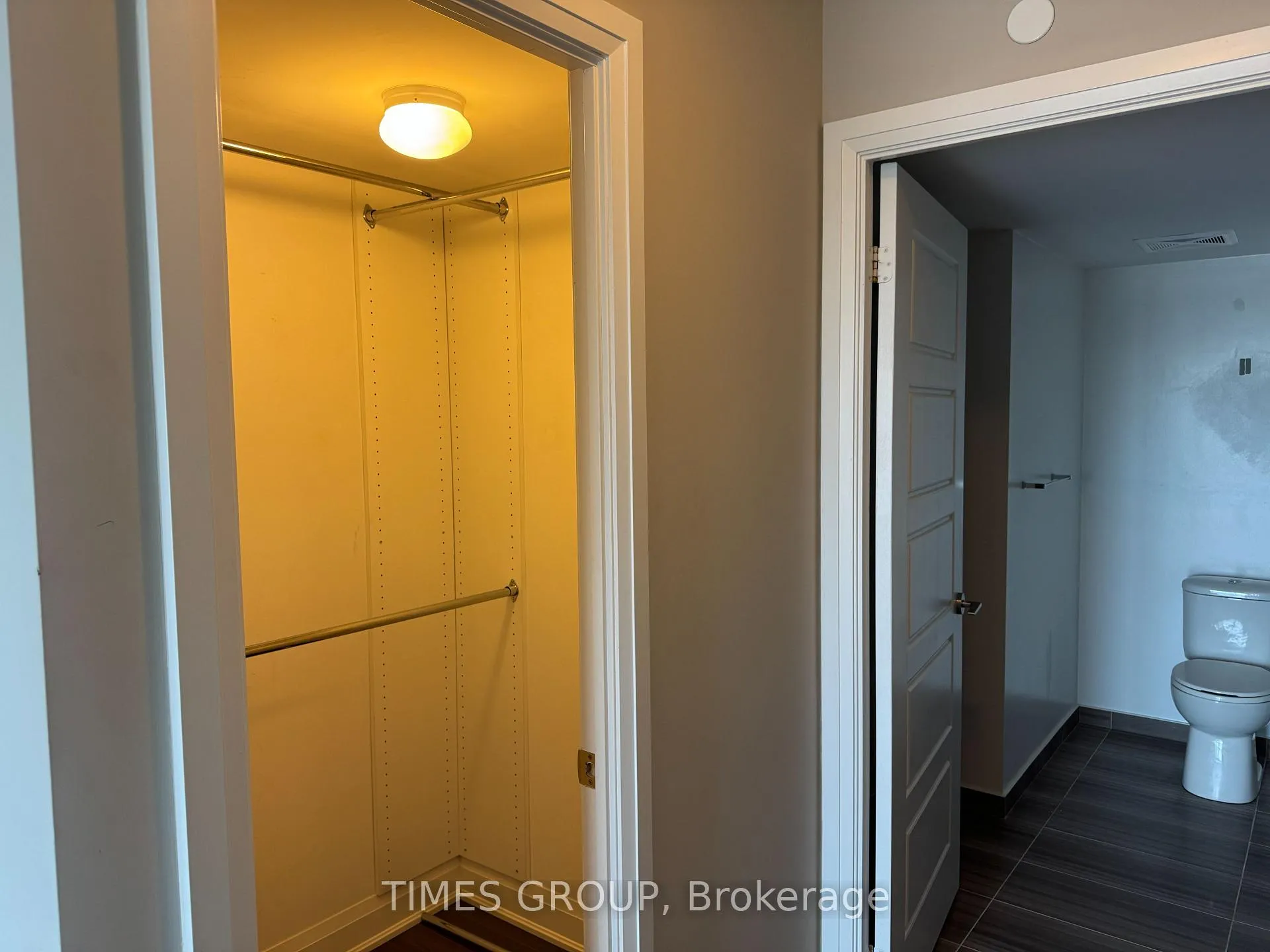Photo 8 of Unit 1108, 8200 Birchmount Road, Markham, Unionville — HOMEH