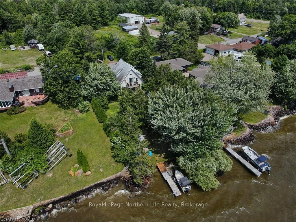 Photo 4 of 220 Du Lac Promenade, West Nipissing, Sturgeon Falls — HOMEH