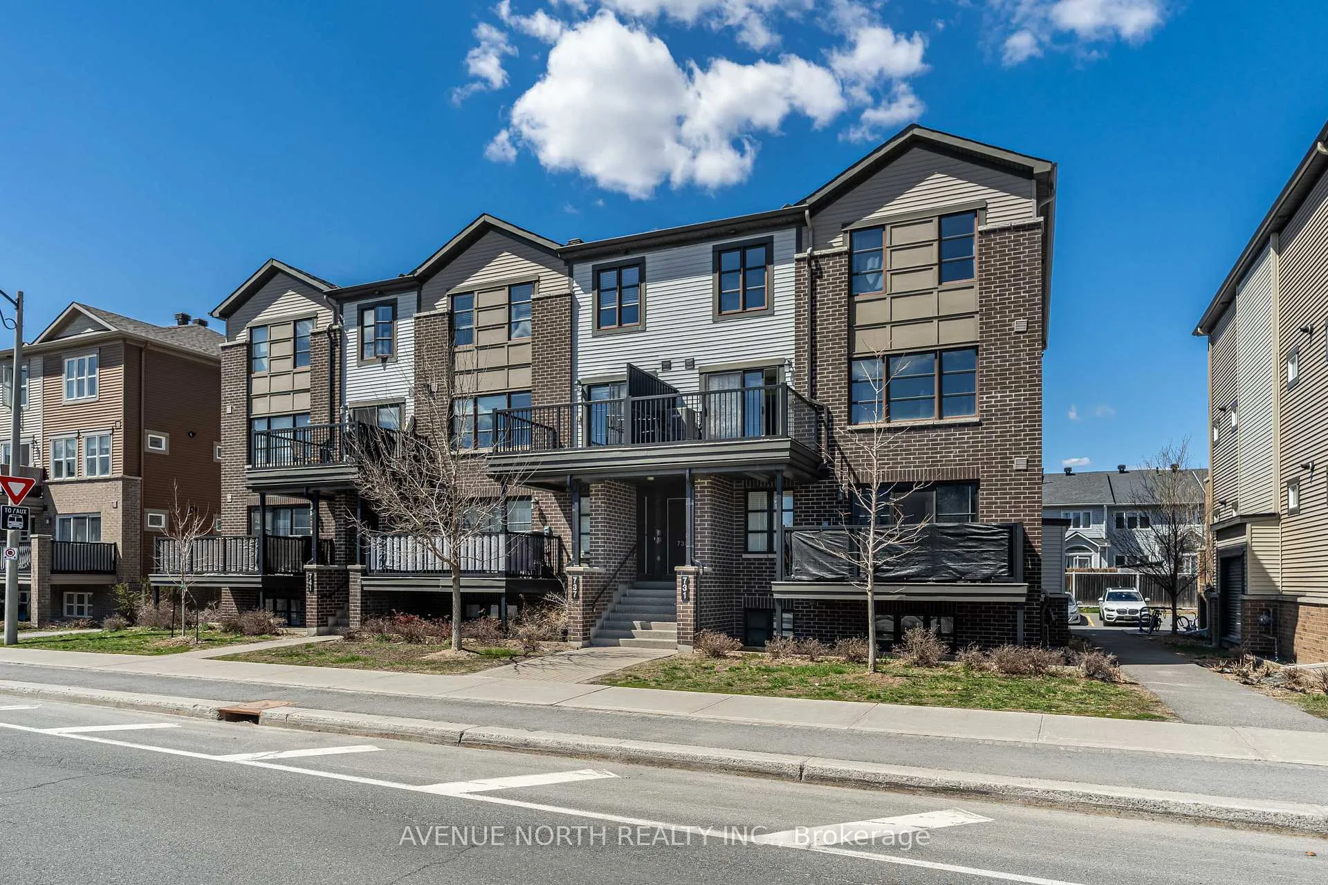 Photo 2 of Unit 32, 735 Chapman Mills Drive, Ottawa, Barrhaven - Strandherd — HOMEH