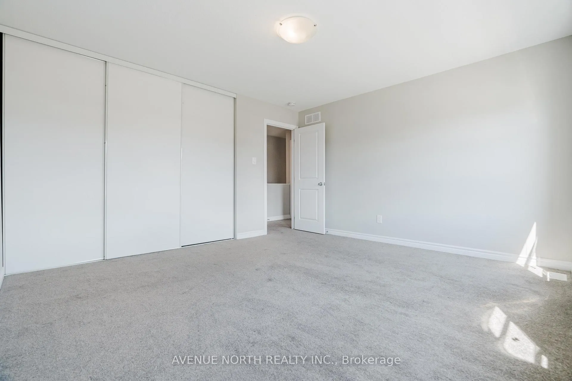 Photo 20 of Unit 32, 735 Chapman Mills Drive, Ottawa, Barrhaven - Strandherd — HOMEH