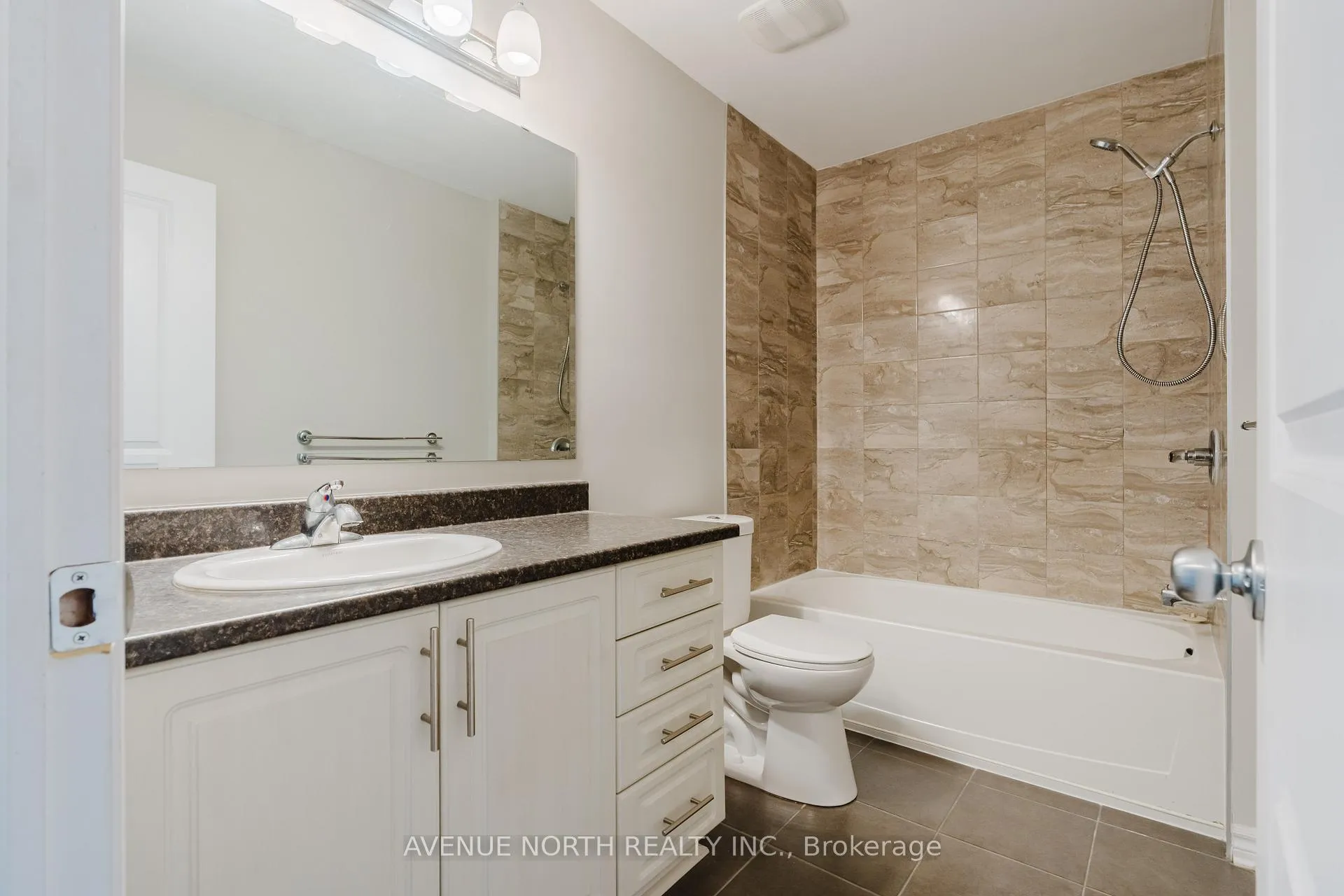 Photo 23 of Unit 32, 735 Chapman Mills Drive, Ottawa, Barrhaven - Strandherd — HOMEH