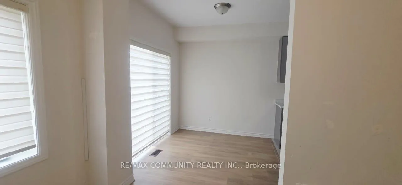 Photo 7 of 136 Sapphire Way, Thorold, Rolling Meadows — HOMEH