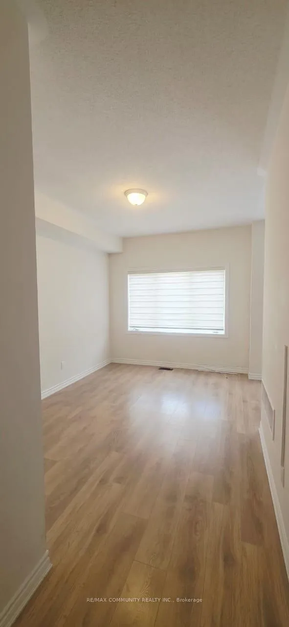 Photo 8 of 136 Sapphire Way, Thorold, Rolling Meadows — HOMEH
