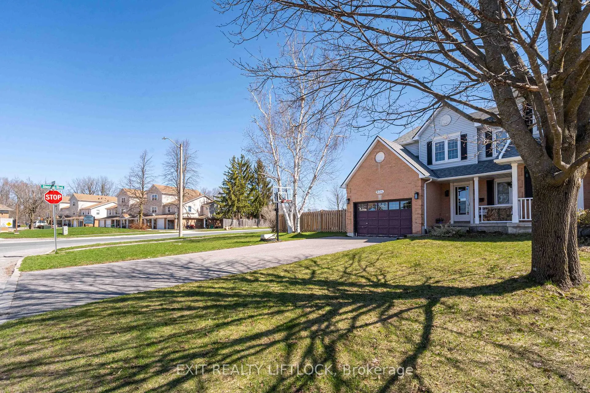 Photo 2 of 604 Wilfred Drive, Peterborough, Otonabee Ward 1 — HOMEH