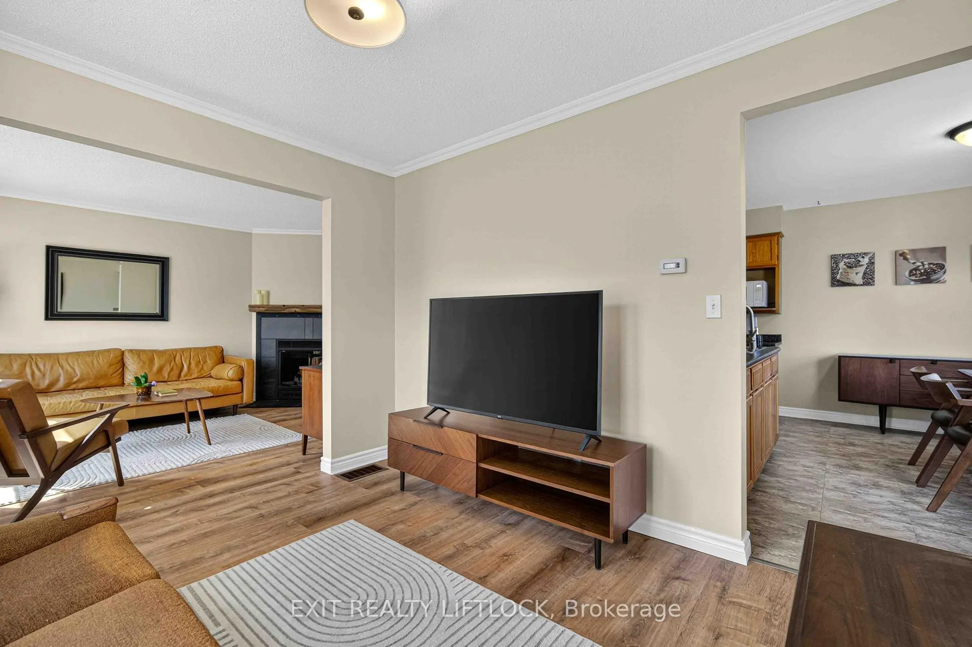 Photo 12 of 604 Wilfred Drive, Peterborough, Otonabee Ward 1 — HOMEH