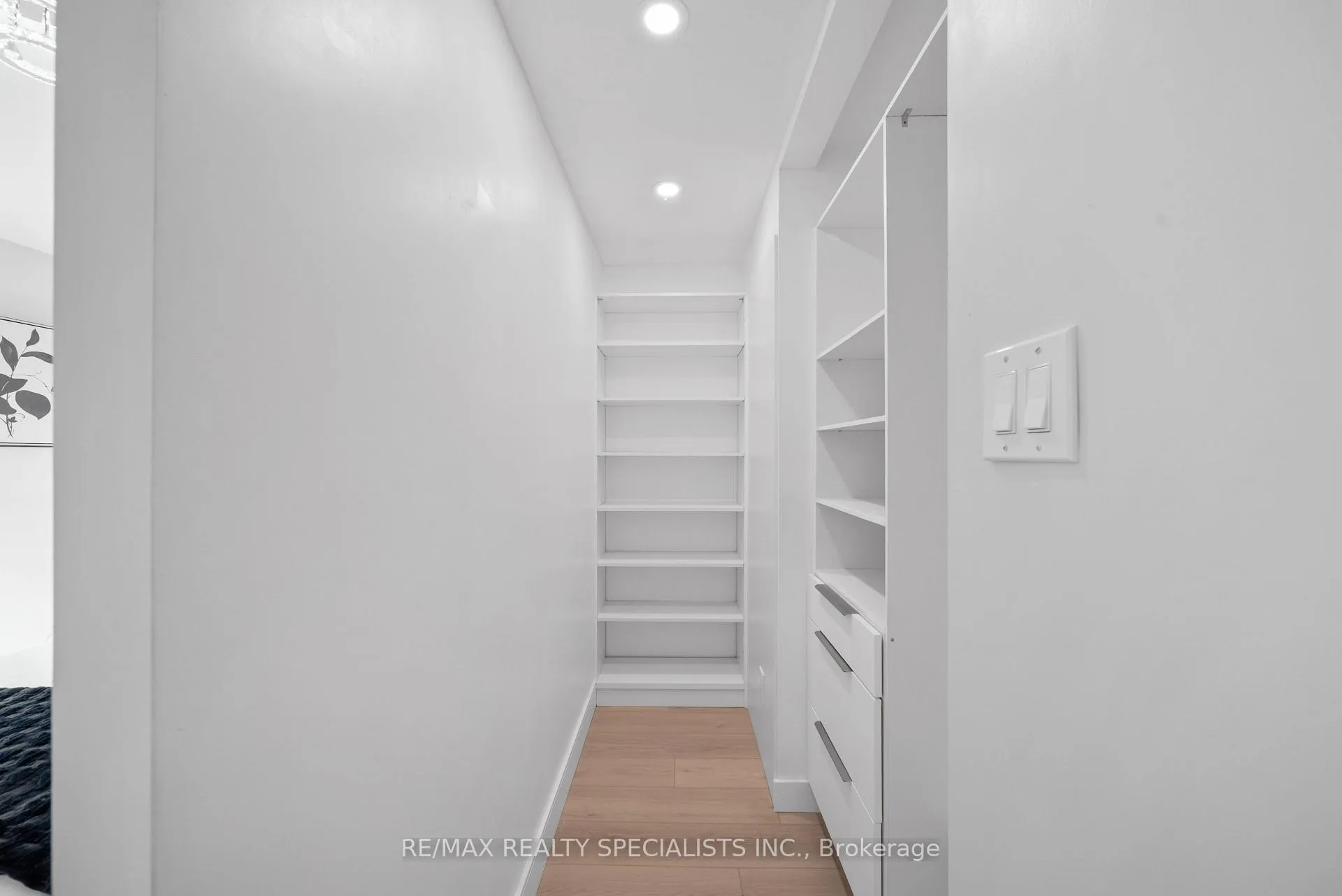 Photo 14 of 5361 Bromley Road, Burlington, Appleby — HOMEH
