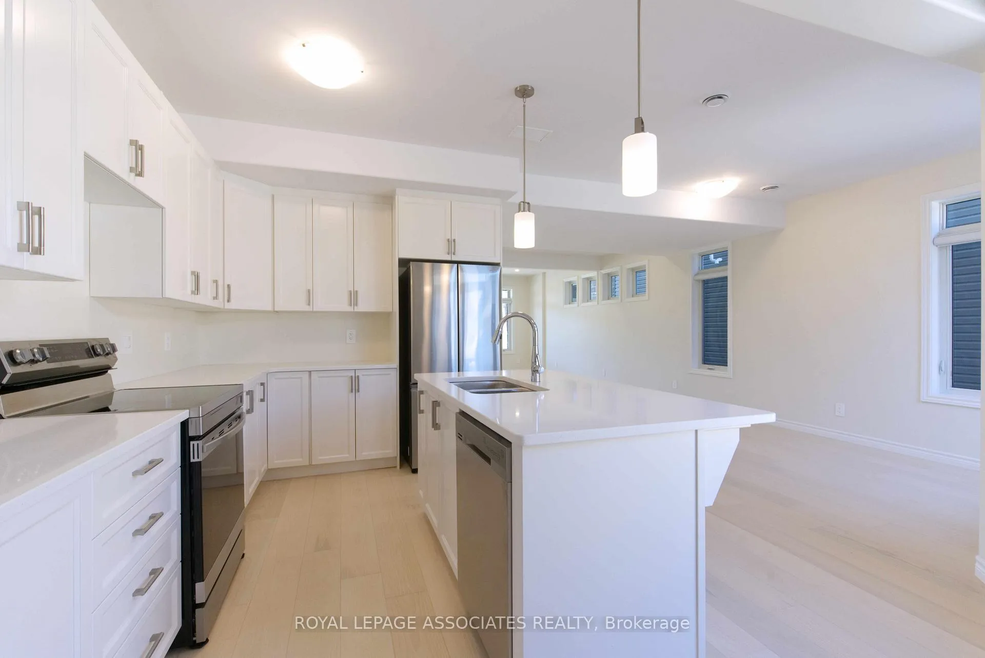 Photo 6 of 84 Riverstone Way, Belleville, Thurlow Ward — HOMEH