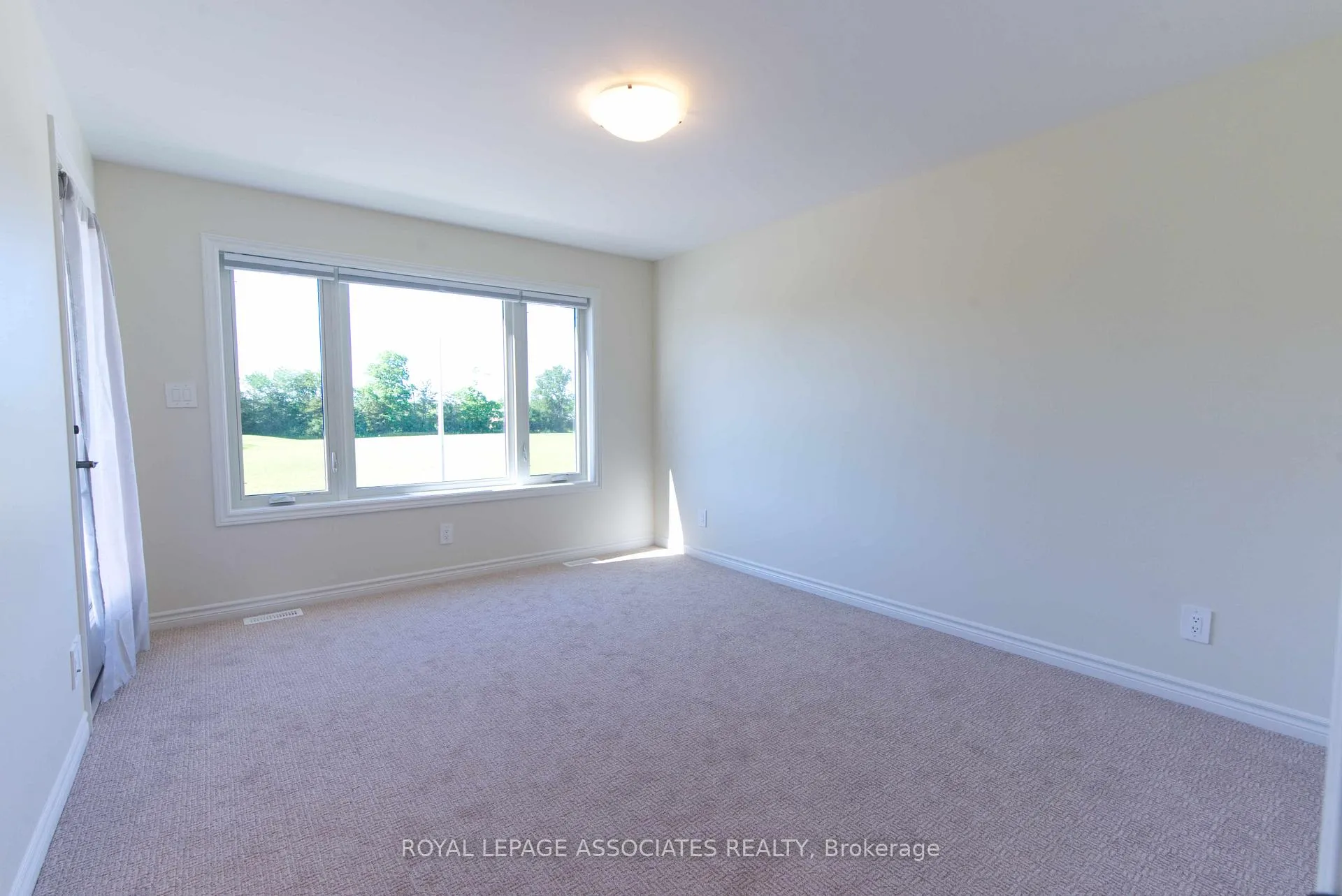Photo 13 of 84 Riverstone Way, Belleville, Thurlow Ward — HOMEH