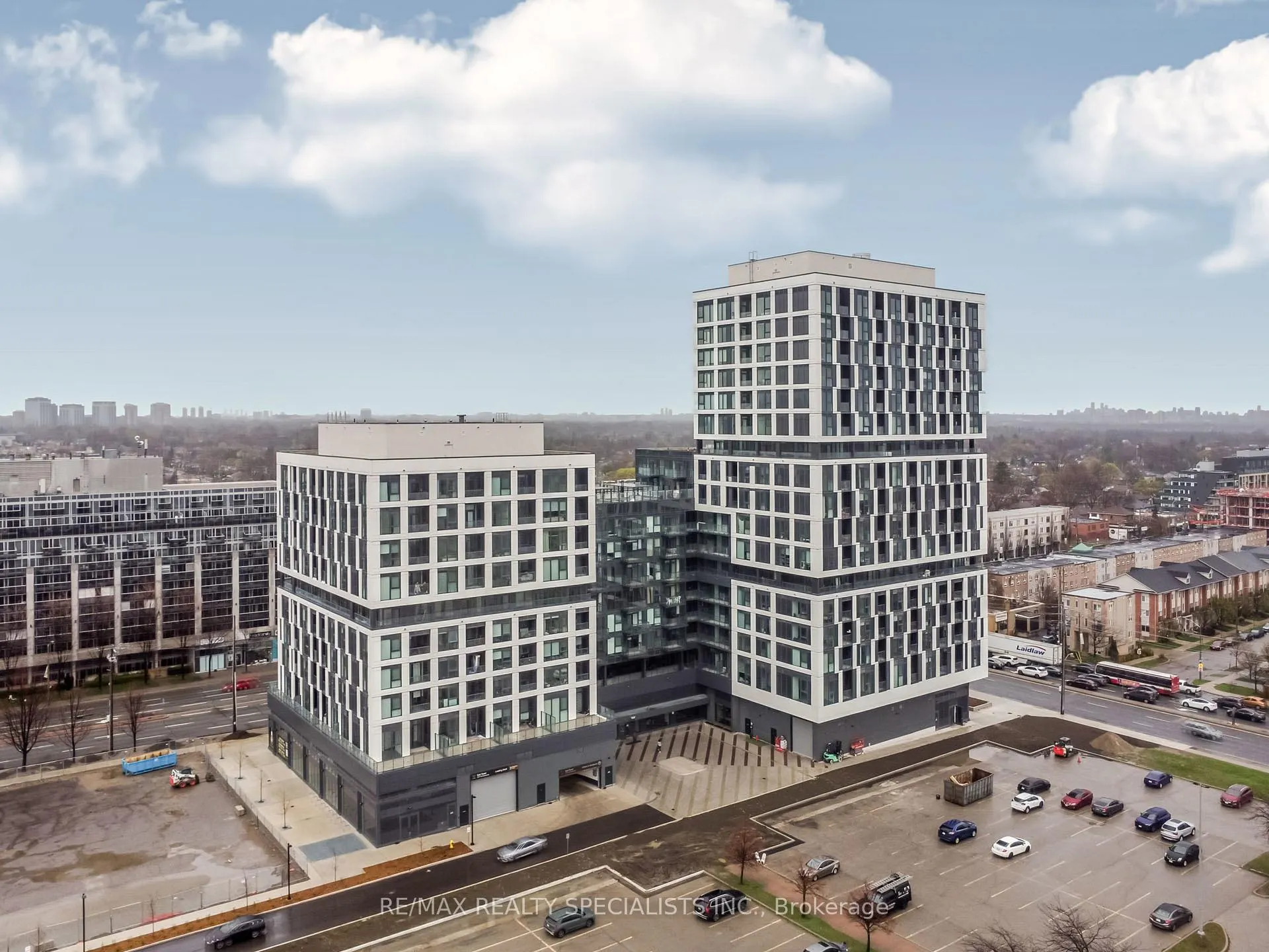 Photo 1 of Unit 718, 1007 The Queensway, Etobicoke, Islington-City Centre West — HOMEH