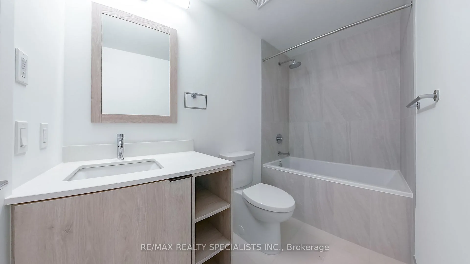 Photo 24 of Unit 718, 1007 The Queensway, Etobicoke, Islington-City Centre West — HOMEH