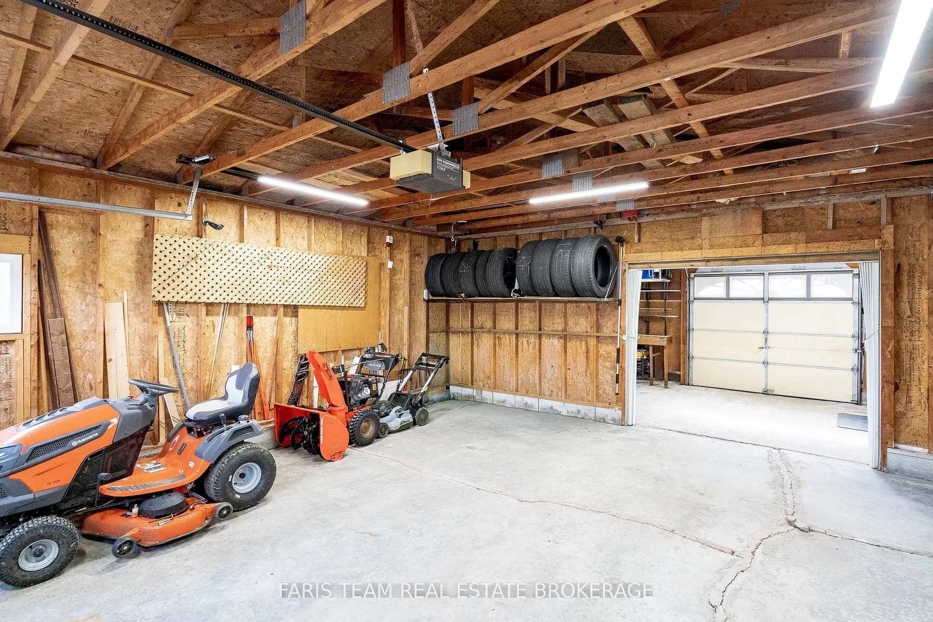 Photo 35 of 68 Bayside Avenue, Tay, Rural Tay — HOMEH