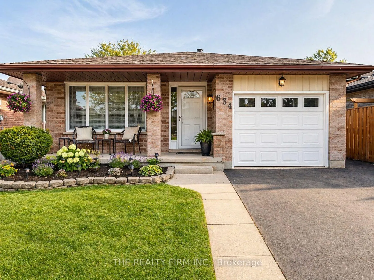 Photo 1 of 634 Classic Drive, London, East P — HOMEH