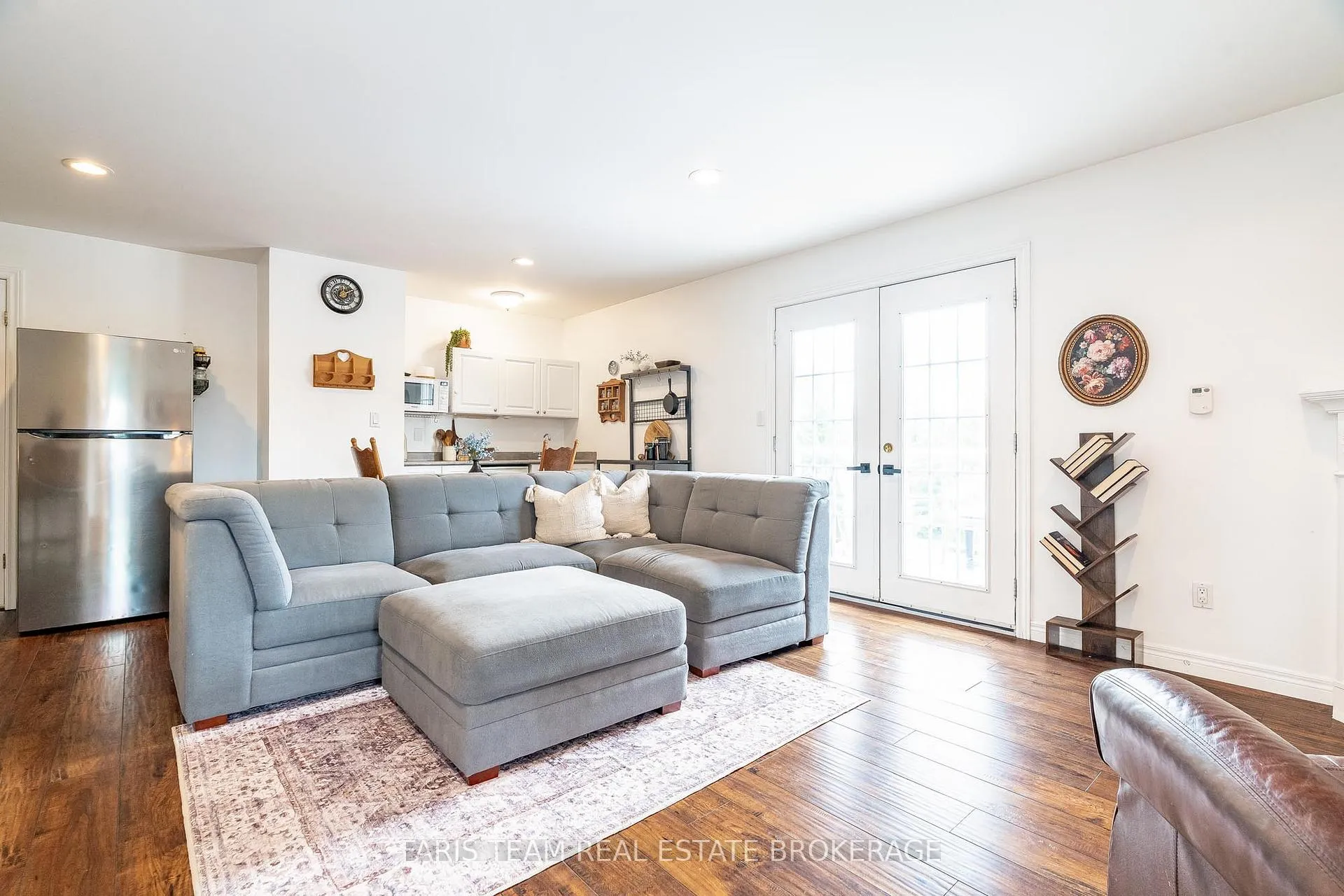 Photo 28 of 2 Evergreen Lane, Essa, Thornton — HOMEH