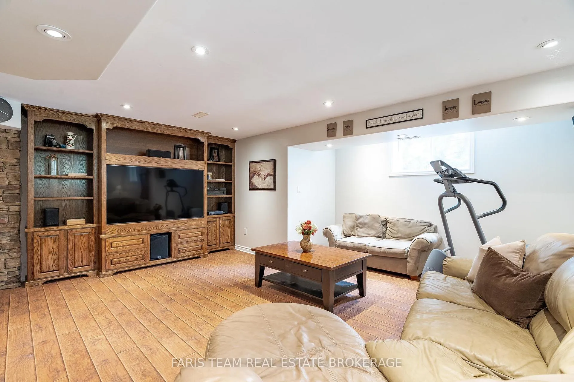 Photo 32 of 2 Evergreen Lane, Essa, Thornton — HOMEH