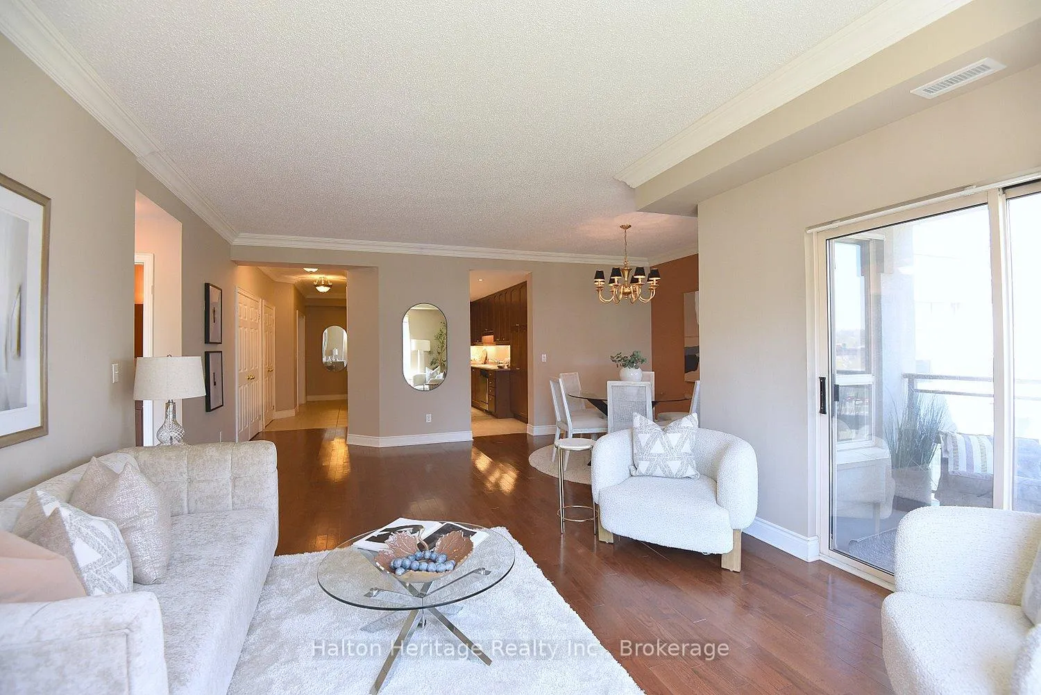 Photo 8 of Unit 501, 3000 Creekside Drive, Hamilton, Dundas — HOMEH