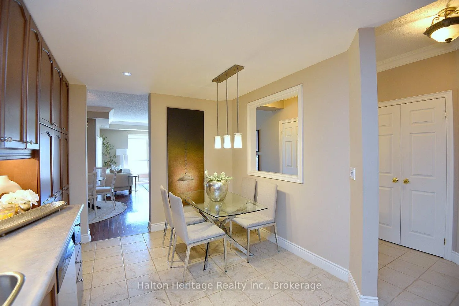 Photo 17 of Unit 501, 3000 Creekside Drive, Hamilton, Dundas — HOMEH