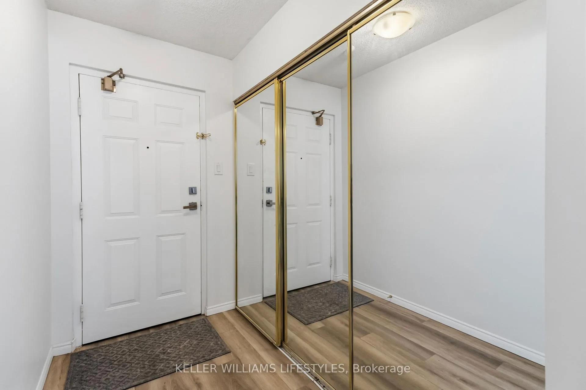Photo 6 of Unit 405, 155 Kent Street, London, East F — HOMEH