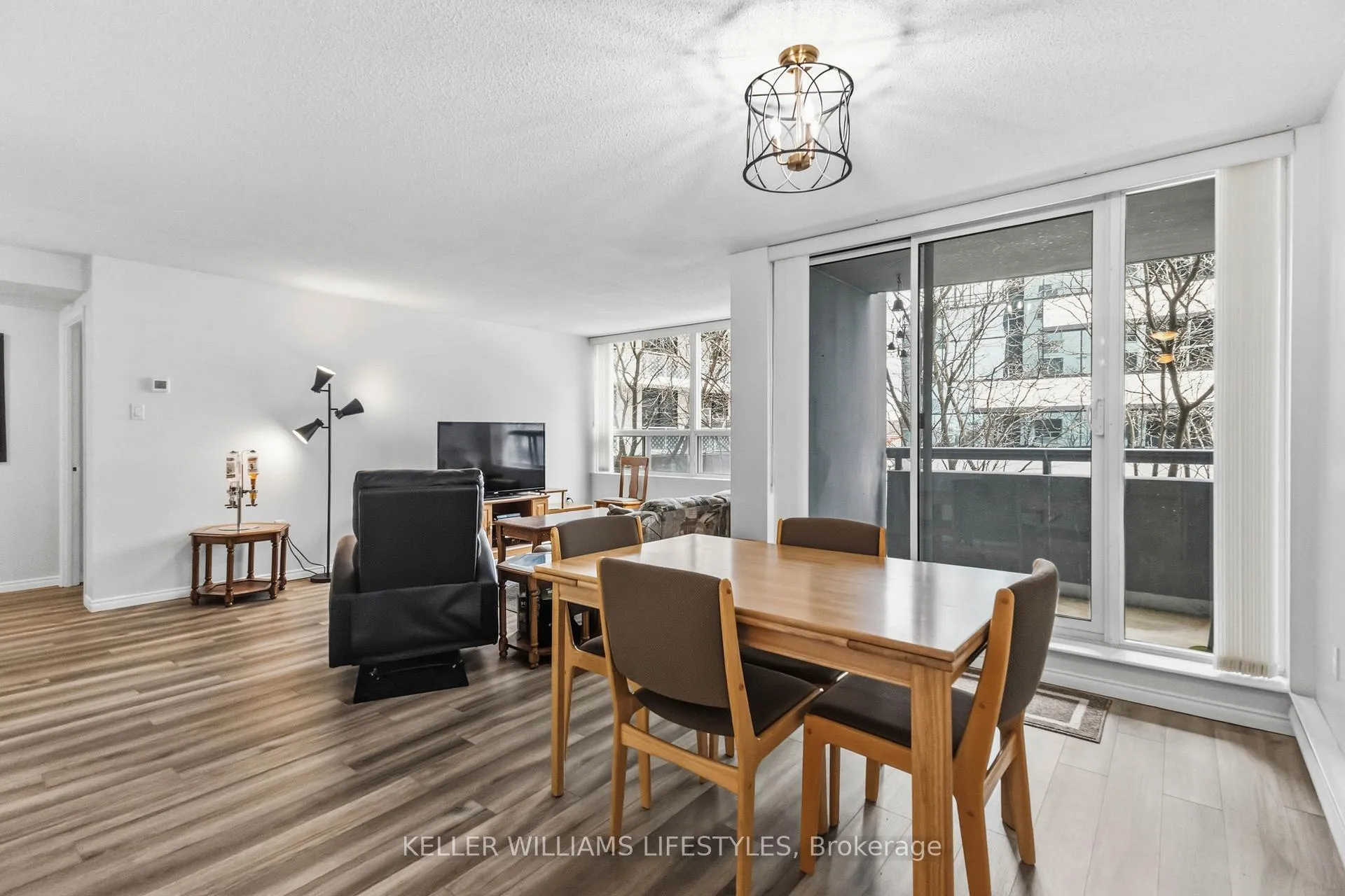Photo 14 of Unit 405, 155 Kent Street, London, East F — HOMEH