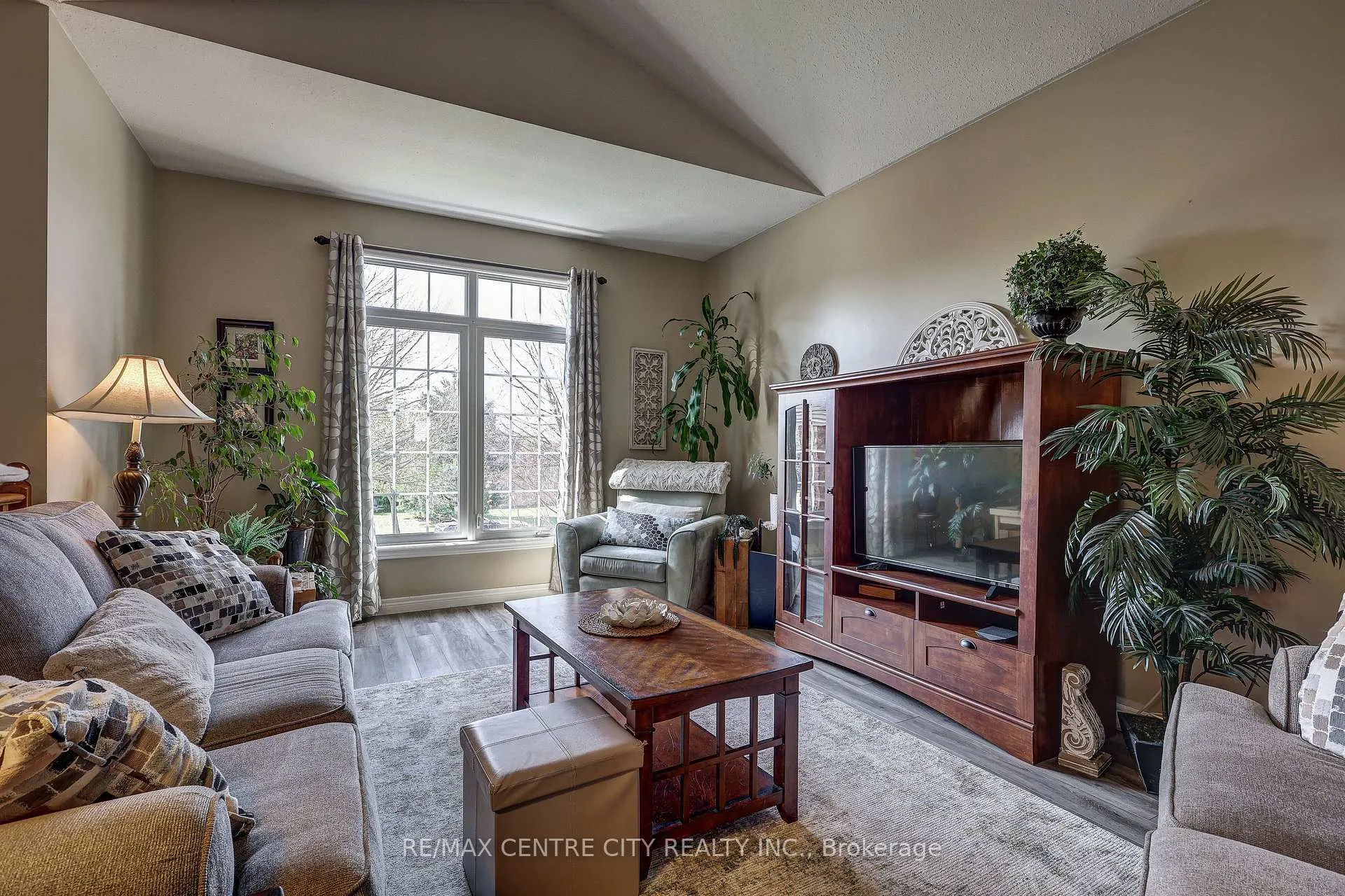 Photo 12 of 3 Steeplechase Court, St. Thomas — HOMEH