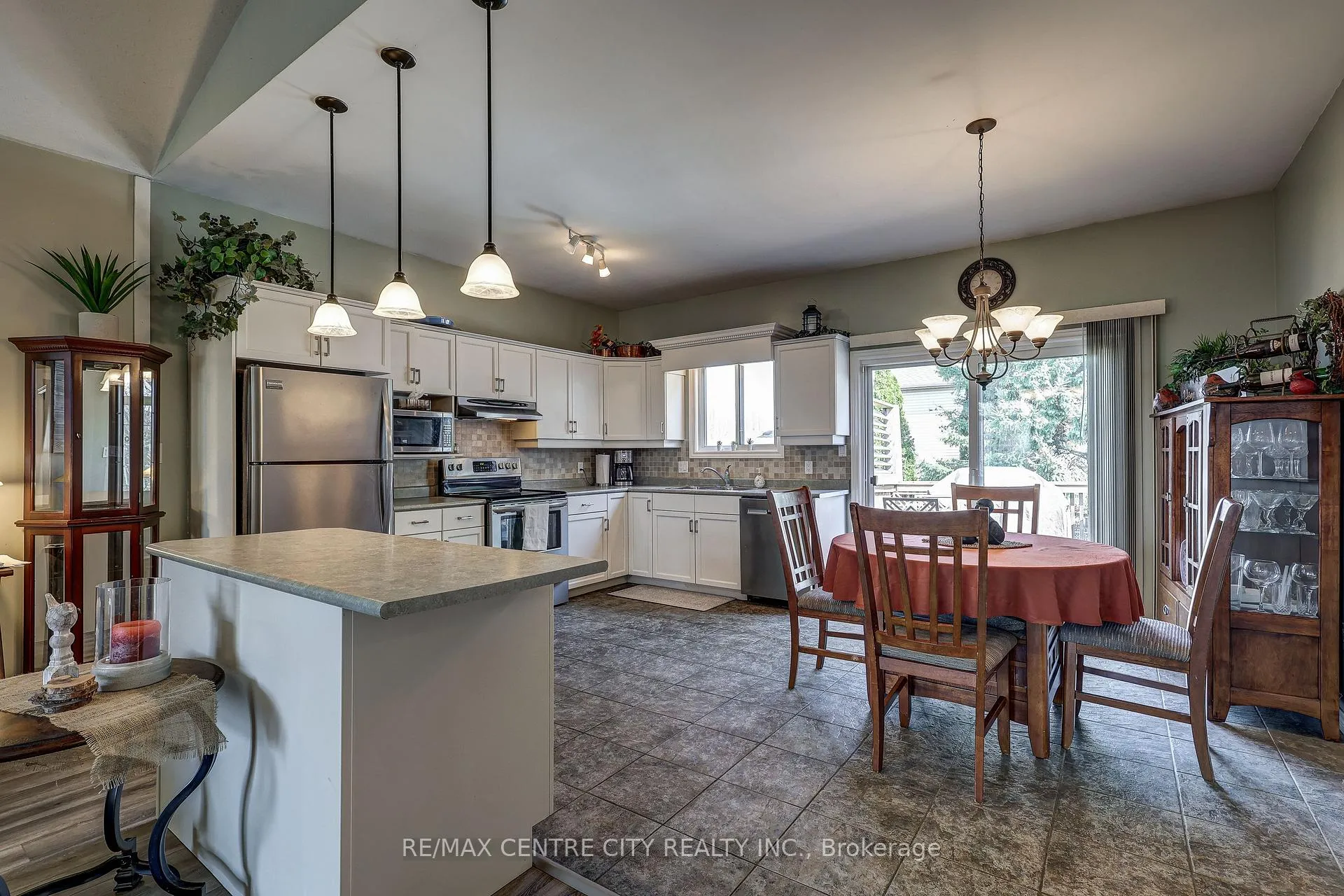 Photo 15 of 3 Steeplechase Court, St. Thomas — HOMEH