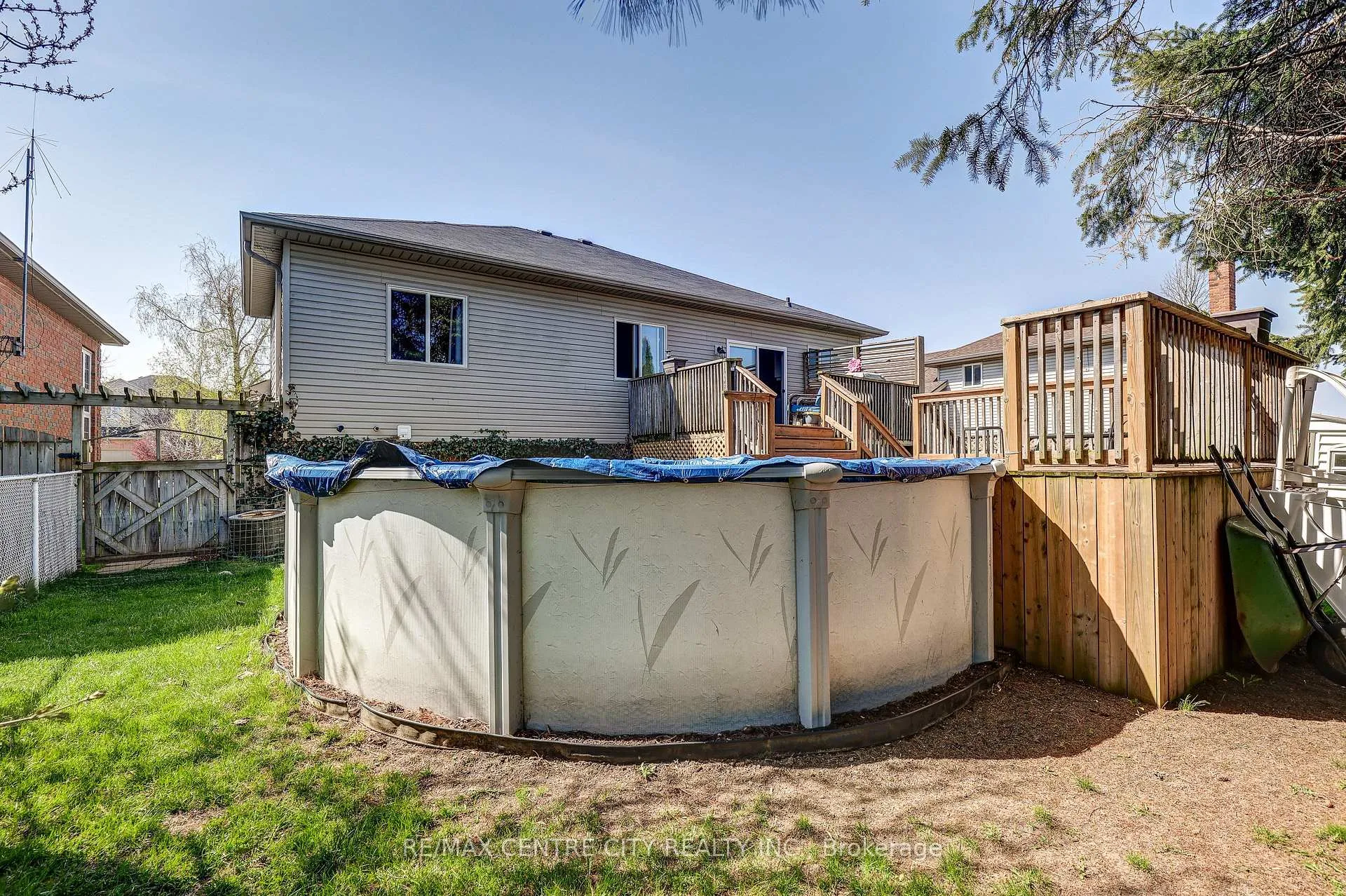 Photo 40 of 3 Steeplechase Court, St. Thomas — HOMEH