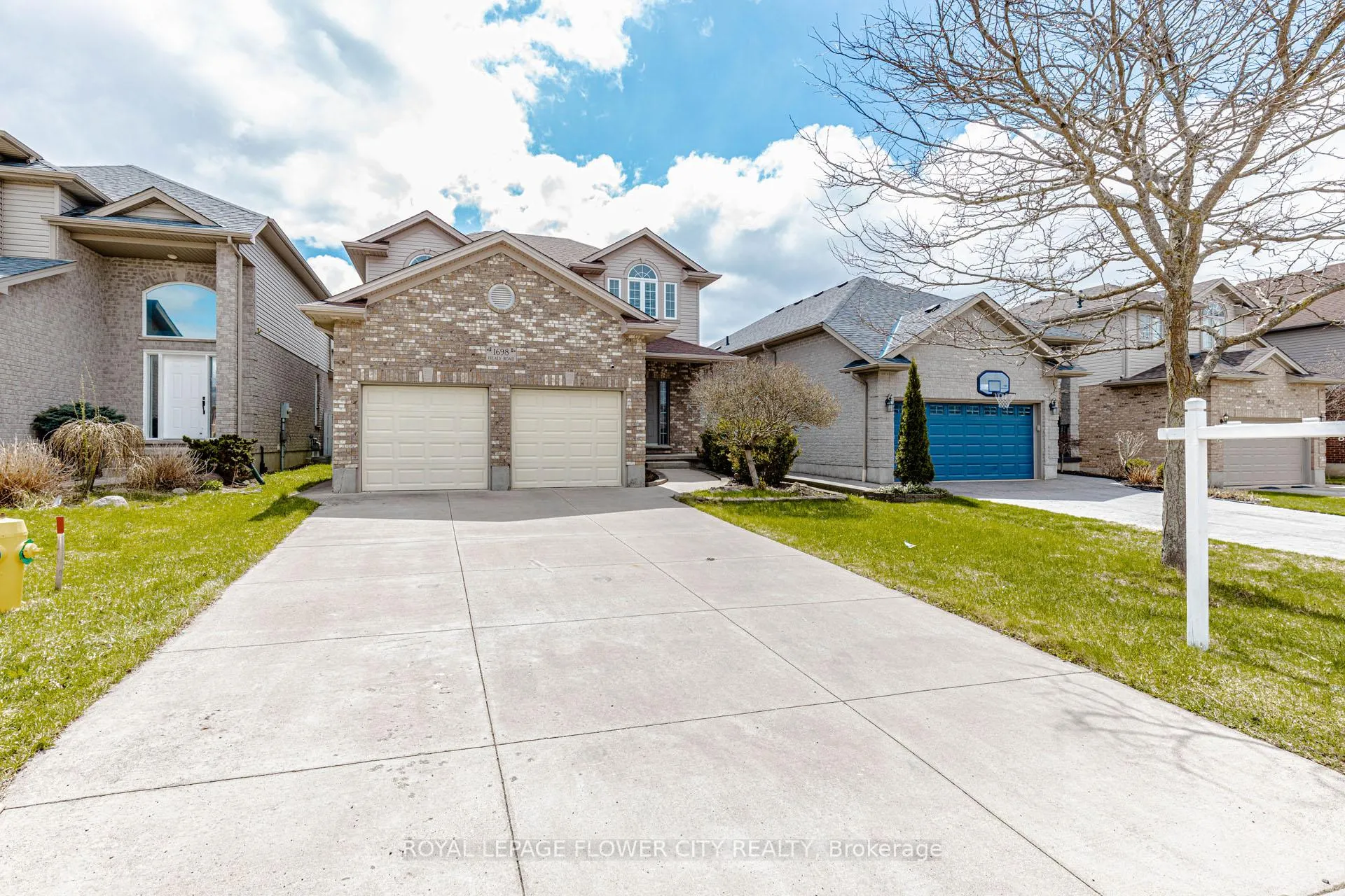 Photo 1 of 1698 Healy Road, London, North I — HOMEH