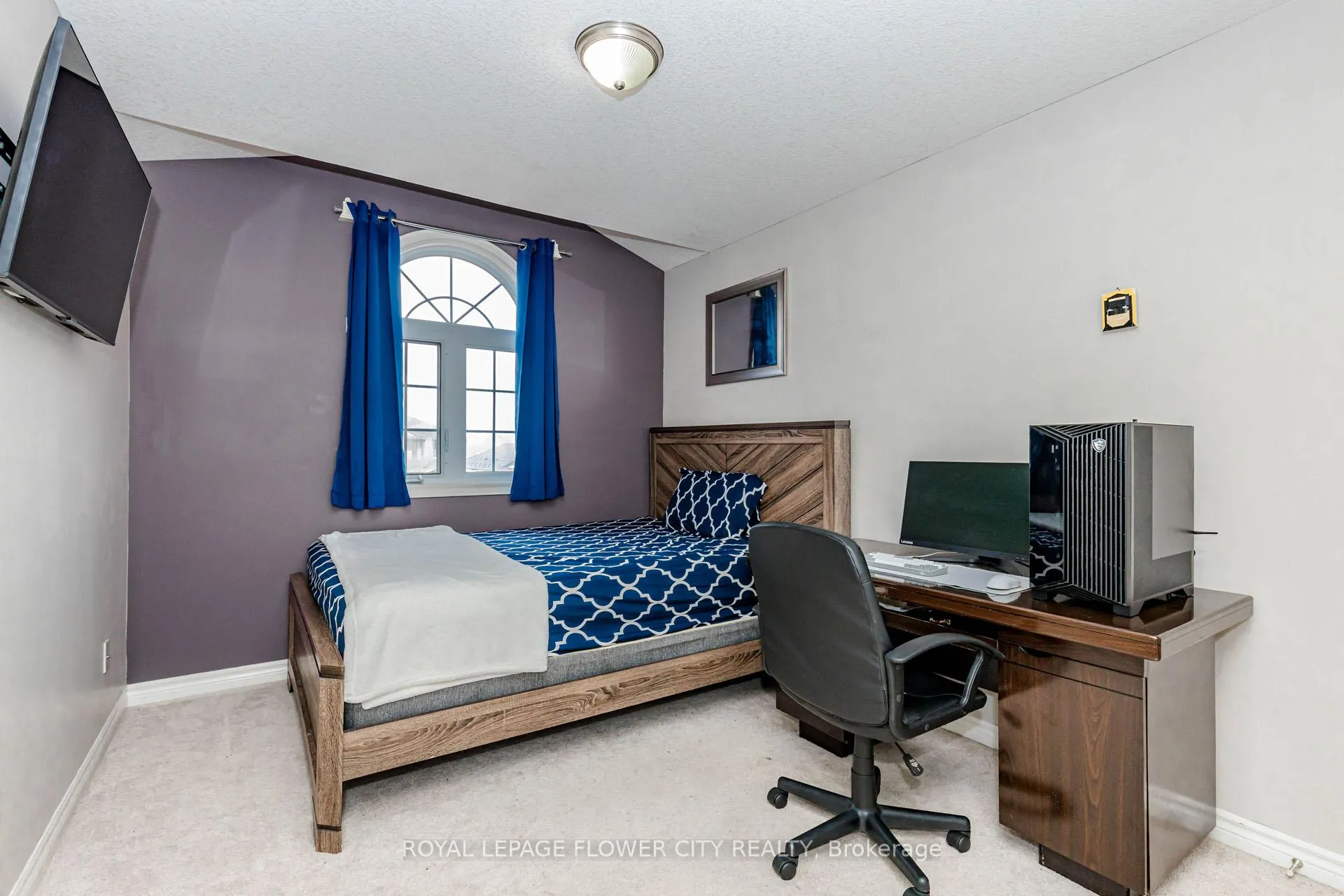Photo 33 of 1698 Healy Road, London, North I — HOMEH