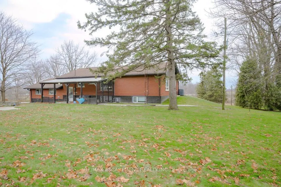 Photo 41 of 491 Highway 5 W, Hamilton, Rural Flamborough — HOMEH