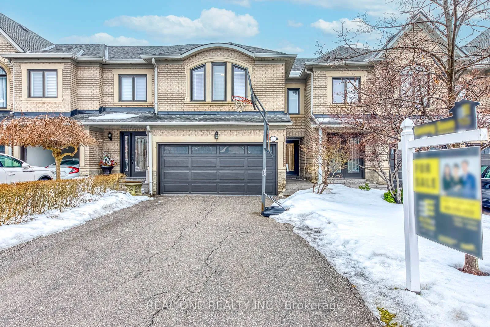 Photo 2 of Unit 6, 2250 Rockingham Drive, Oakville, Joshua Creek — HOMEH