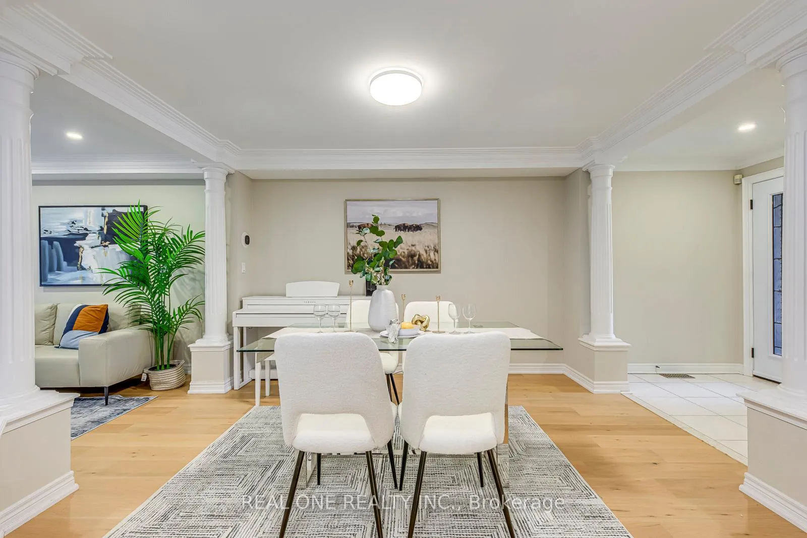 Photo 7 of Unit 6, 2250 Rockingham Drive, Oakville, Joshua Creek — HOMEH