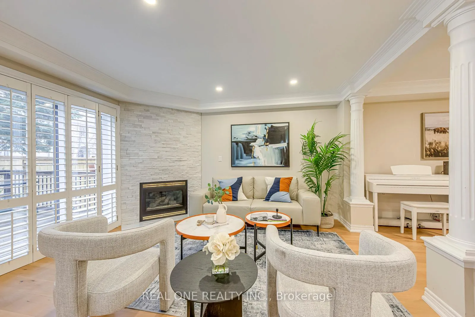 Photo 10 of Unit 6, 2250 Rockingham Drive, Oakville, Joshua Creek — HOMEH
