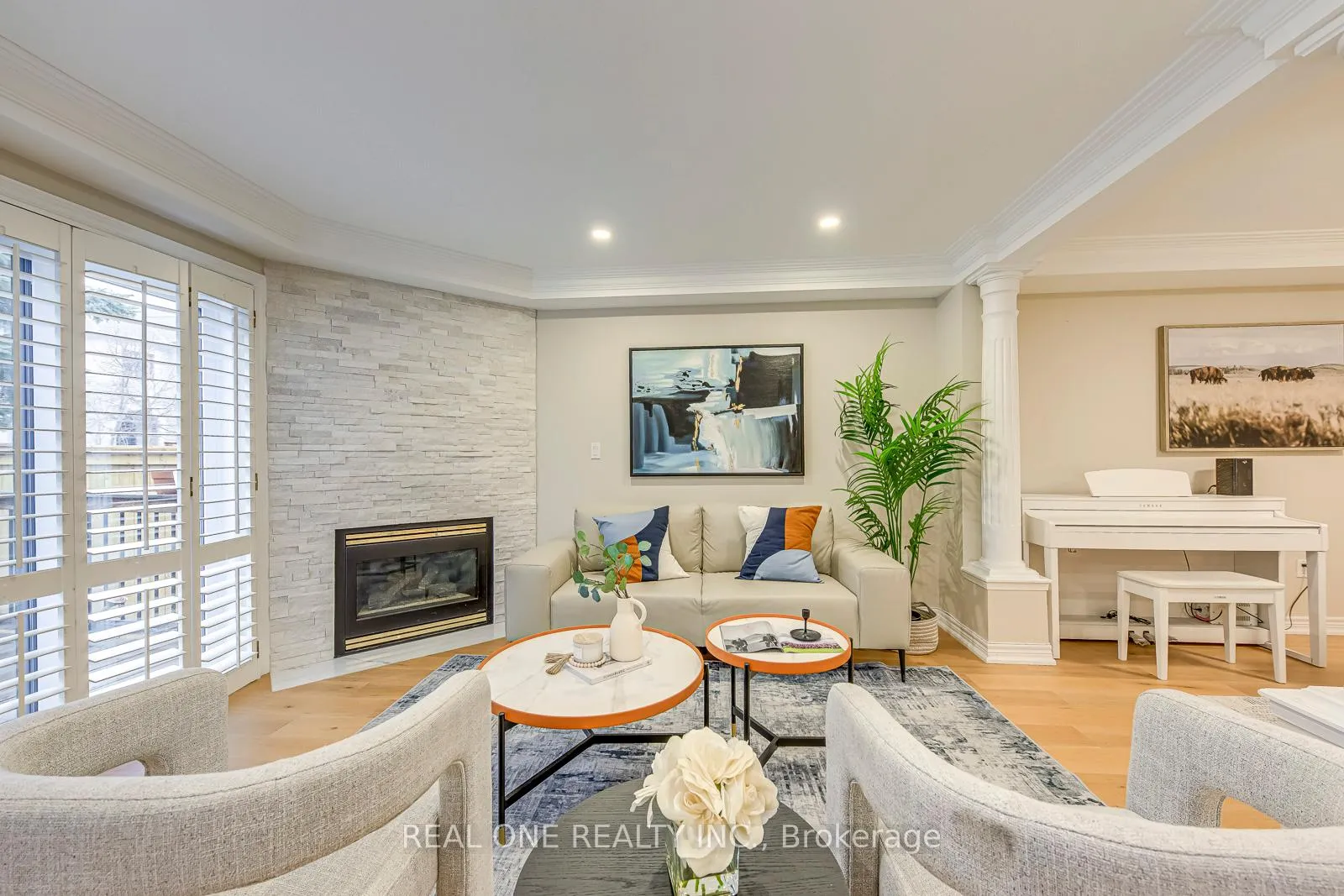 Photo 11 of Unit 6, 2250 Rockingham Drive, Oakville, Joshua Creek — HOMEH