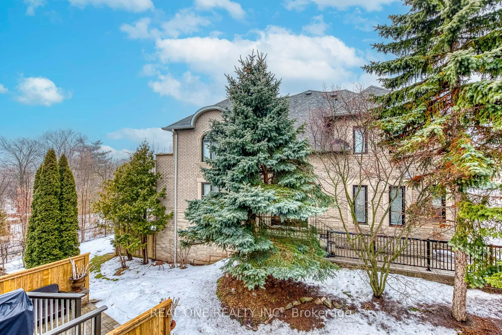 Photo 25 of Unit 6, 2250 Rockingham Drive, Oakville, Joshua Creek — HOMEH