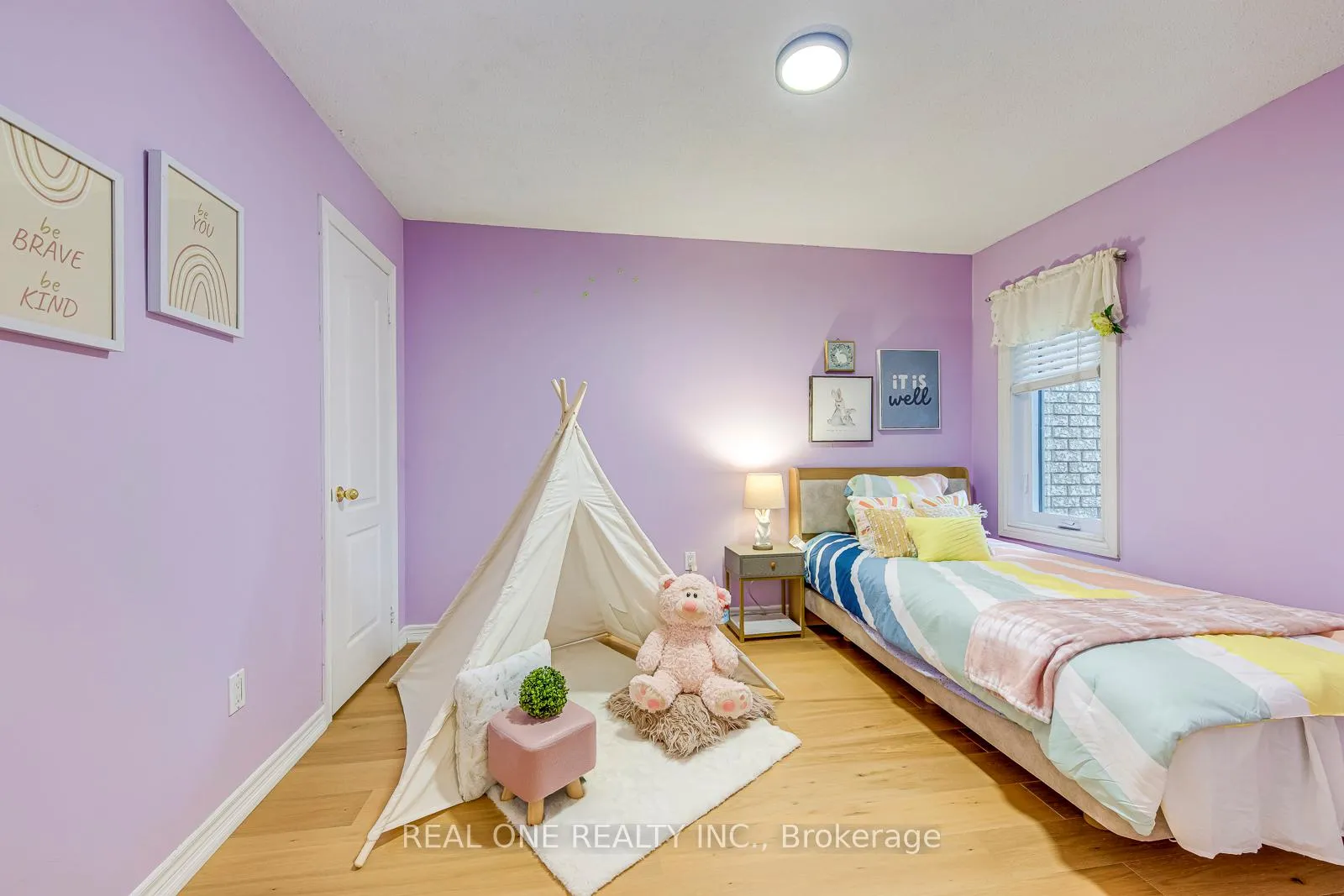 Photo 31 of Unit 6, 2250 Rockingham Drive, Oakville, Joshua Creek — HOMEH