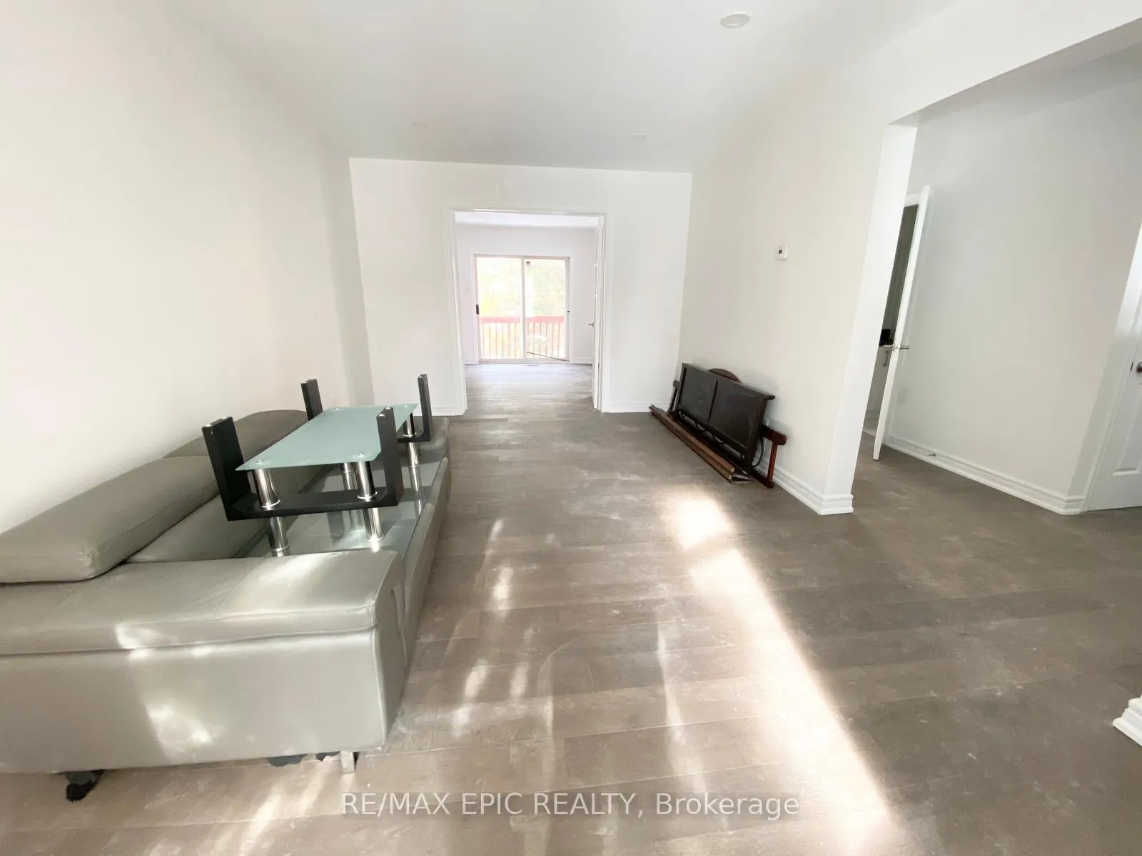 Photo 20 of 94 Pinewood Drive, Vaughan, Crestwood-Springfarm-Yorkhill — HOMEH
