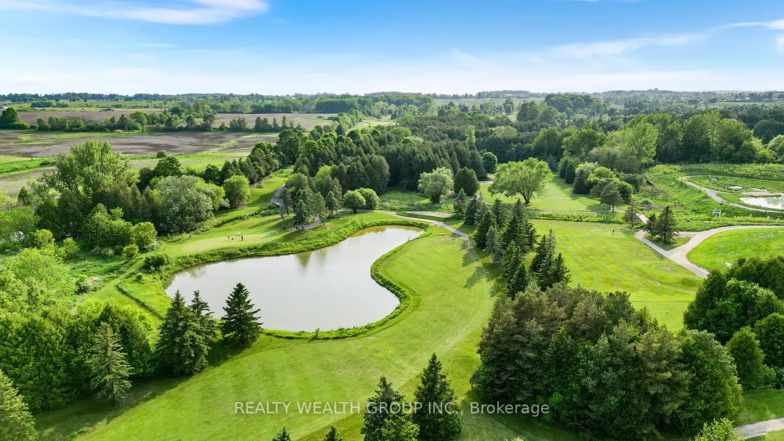 Photo 5 of 105 Franklin Crescent, Whitby, Rural Whitby — HOMEH