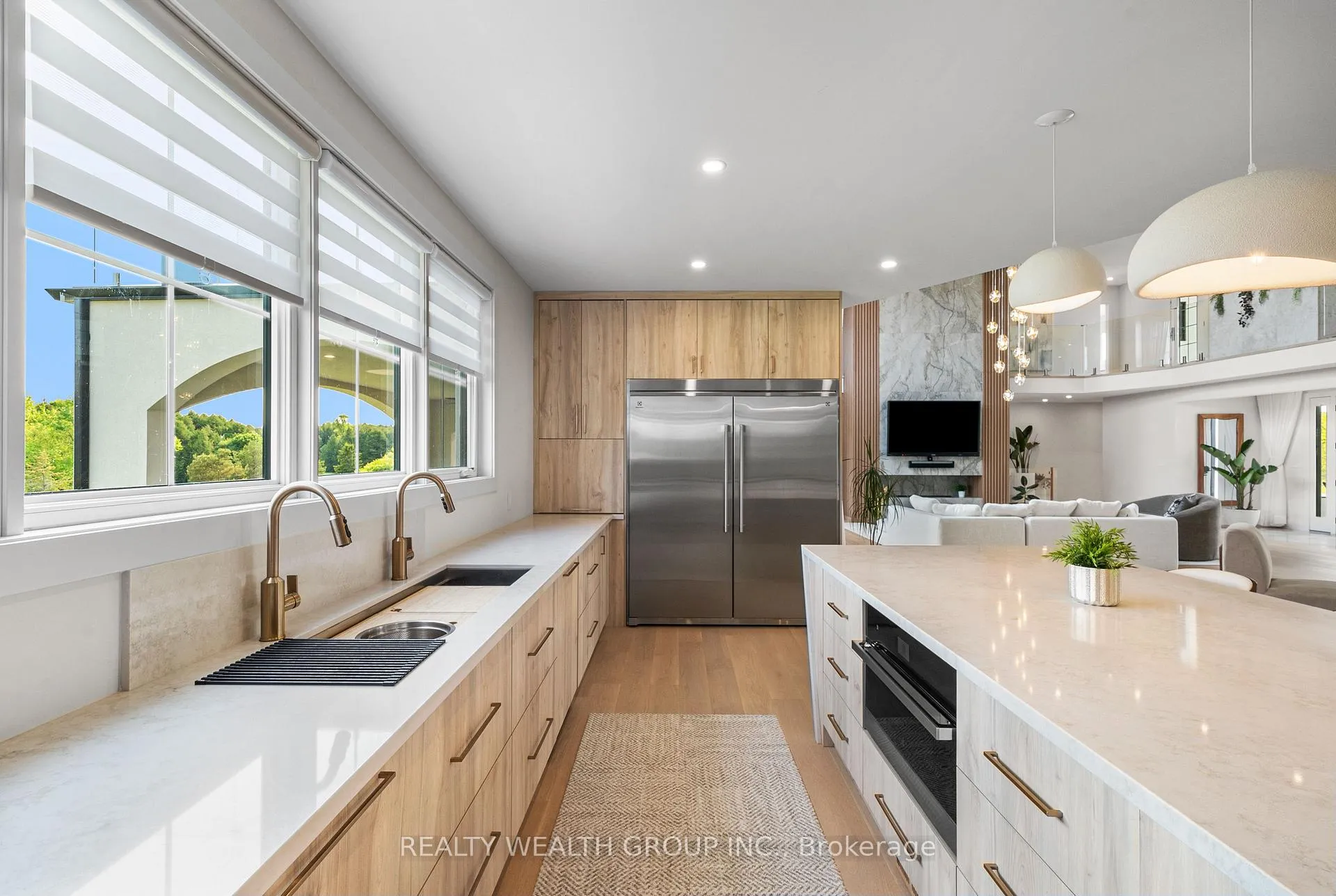 Photo 10 of 105 Franklin Crescent, Whitby, Rural Whitby — HOMEH