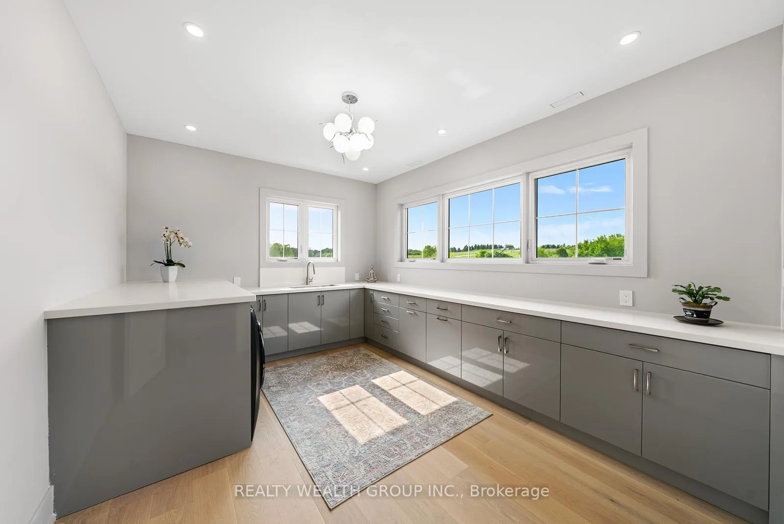 Photo 28 of 105 Franklin Crescent, Whitby, Rural Whitby — HOMEH