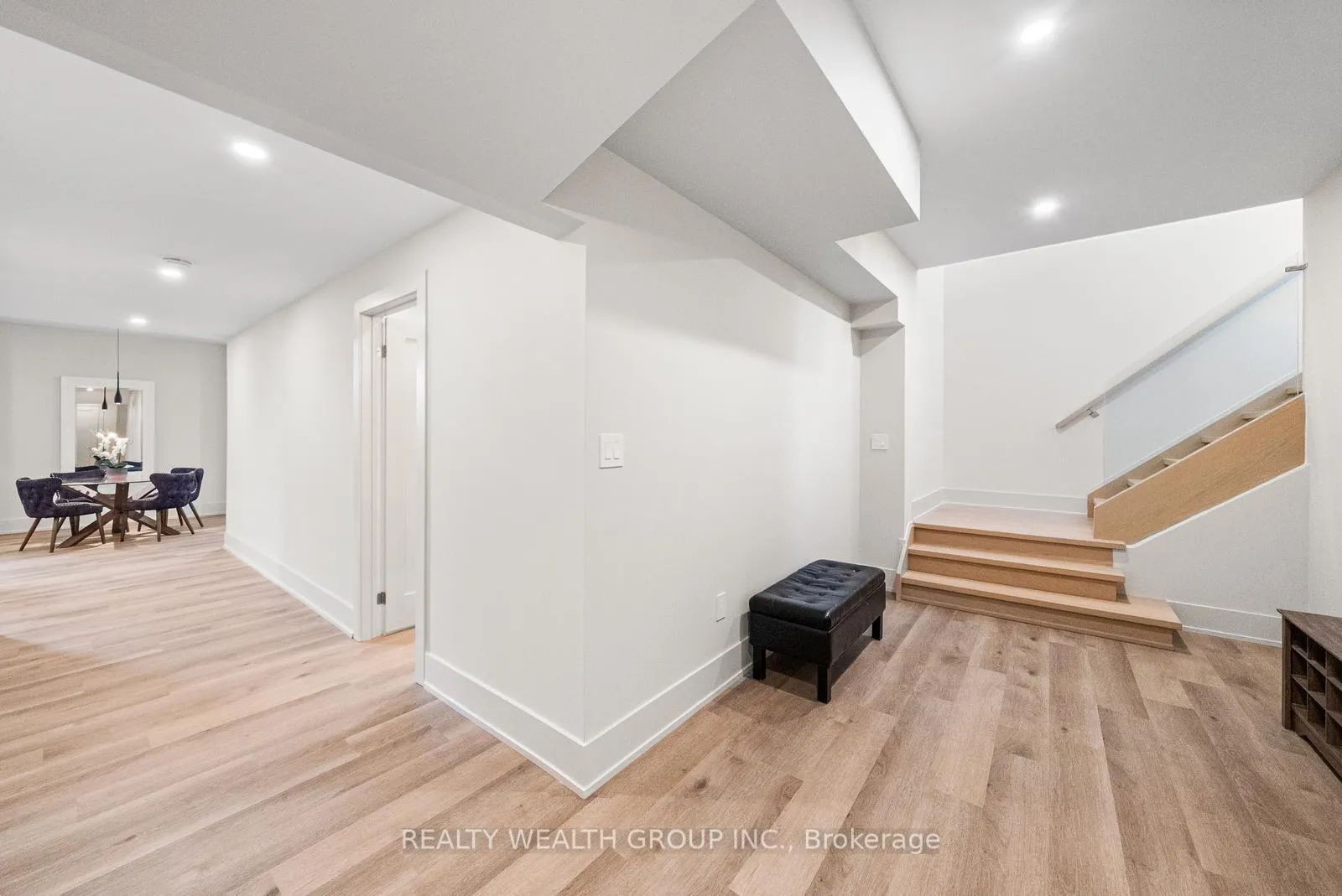 Photo 37 of 105 Franklin Crescent, Whitby, Rural Whitby — HOMEH