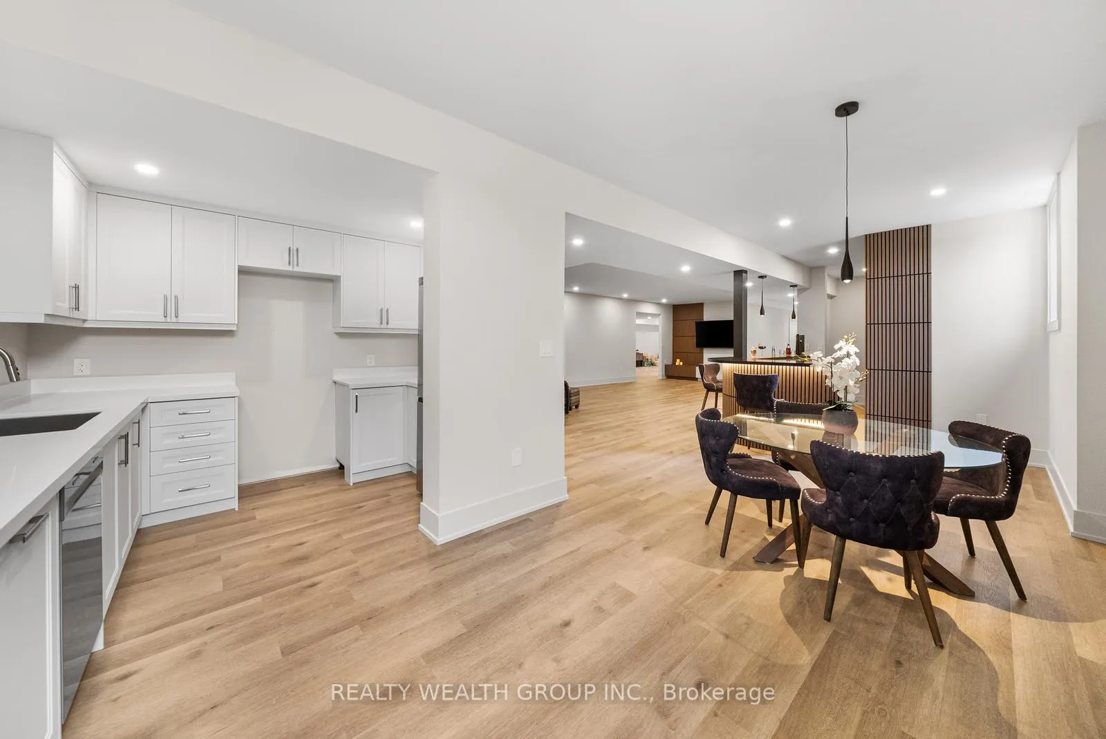 Photo 38 of 105 Franklin Crescent, Whitby, Rural Whitby — HOMEH