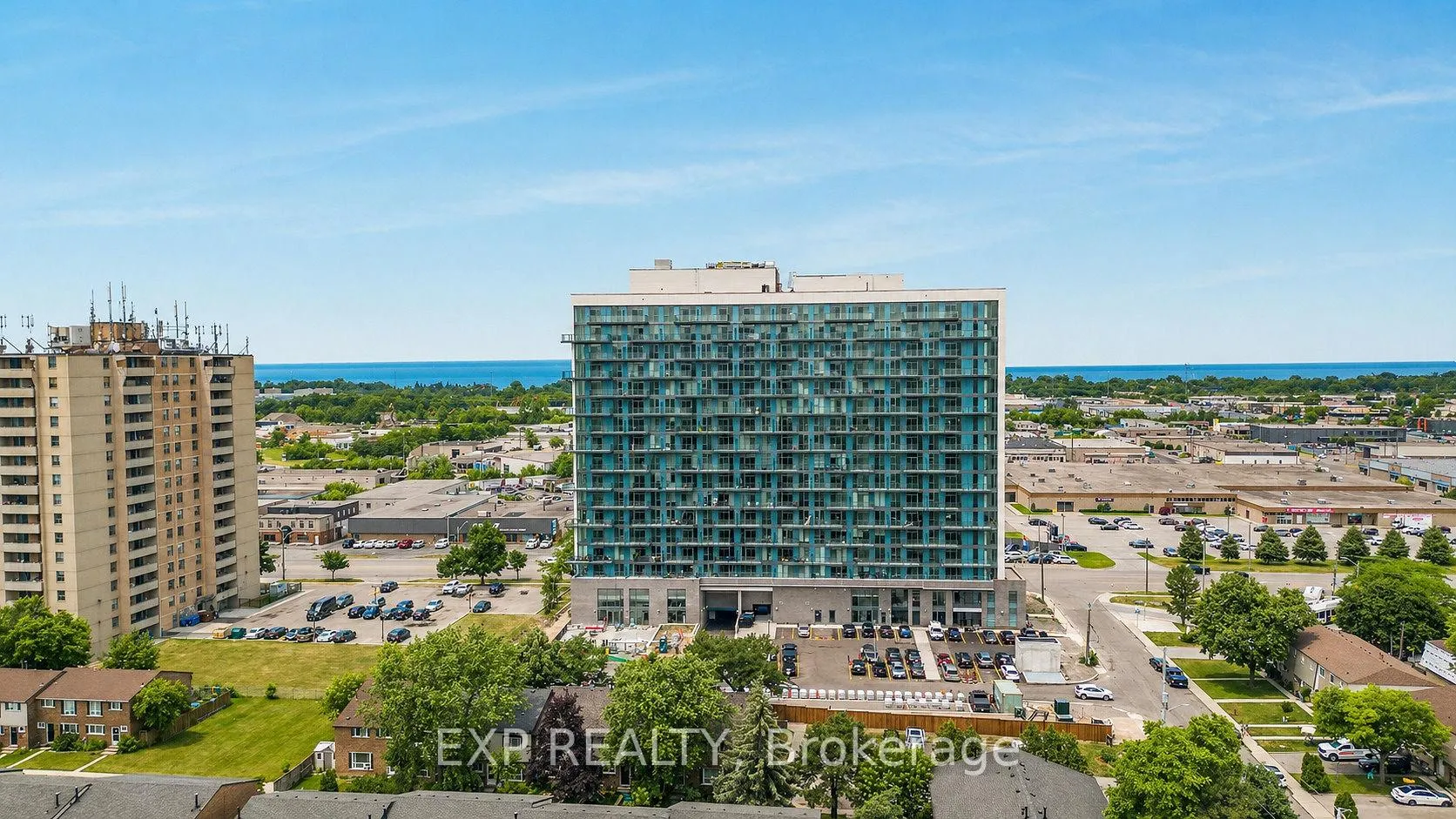 Photo 1 of Unit 902, 2782 Barton Street E, Hamilton, Riverdale — HOMEH