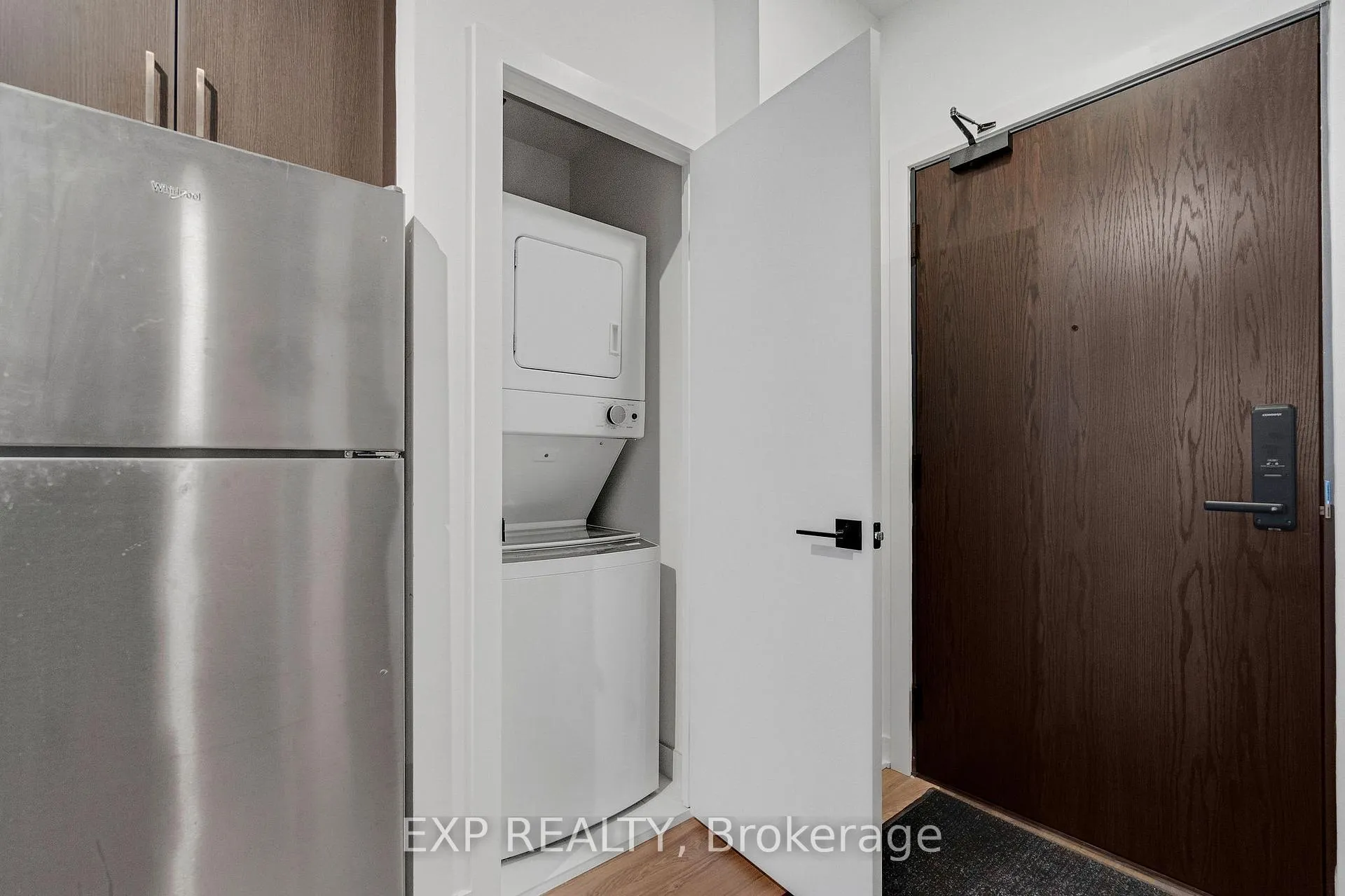 Photo 25 of Unit 902, 2782 Barton Street E, Hamilton, Riverdale — HOMEH