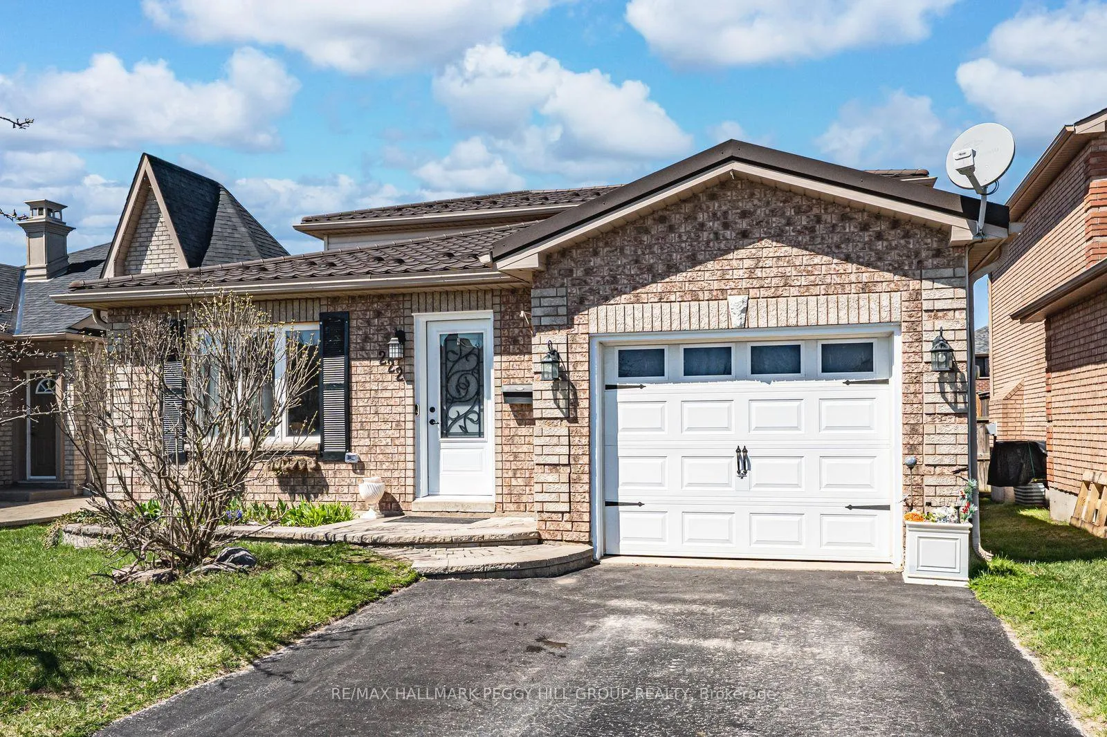Photo 1 of 222 Country Lane, Barrie, Painswick South — HOMEH