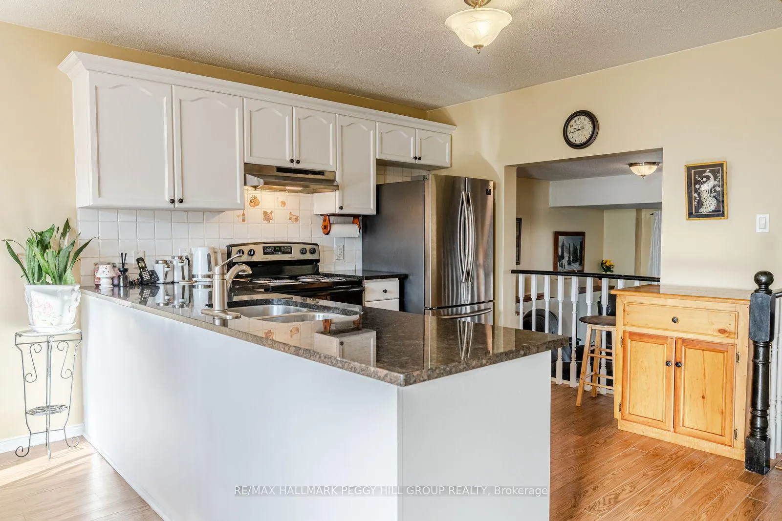 Photo 2 of 222 Country Lane, Barrie, Painswick South — HOMEH