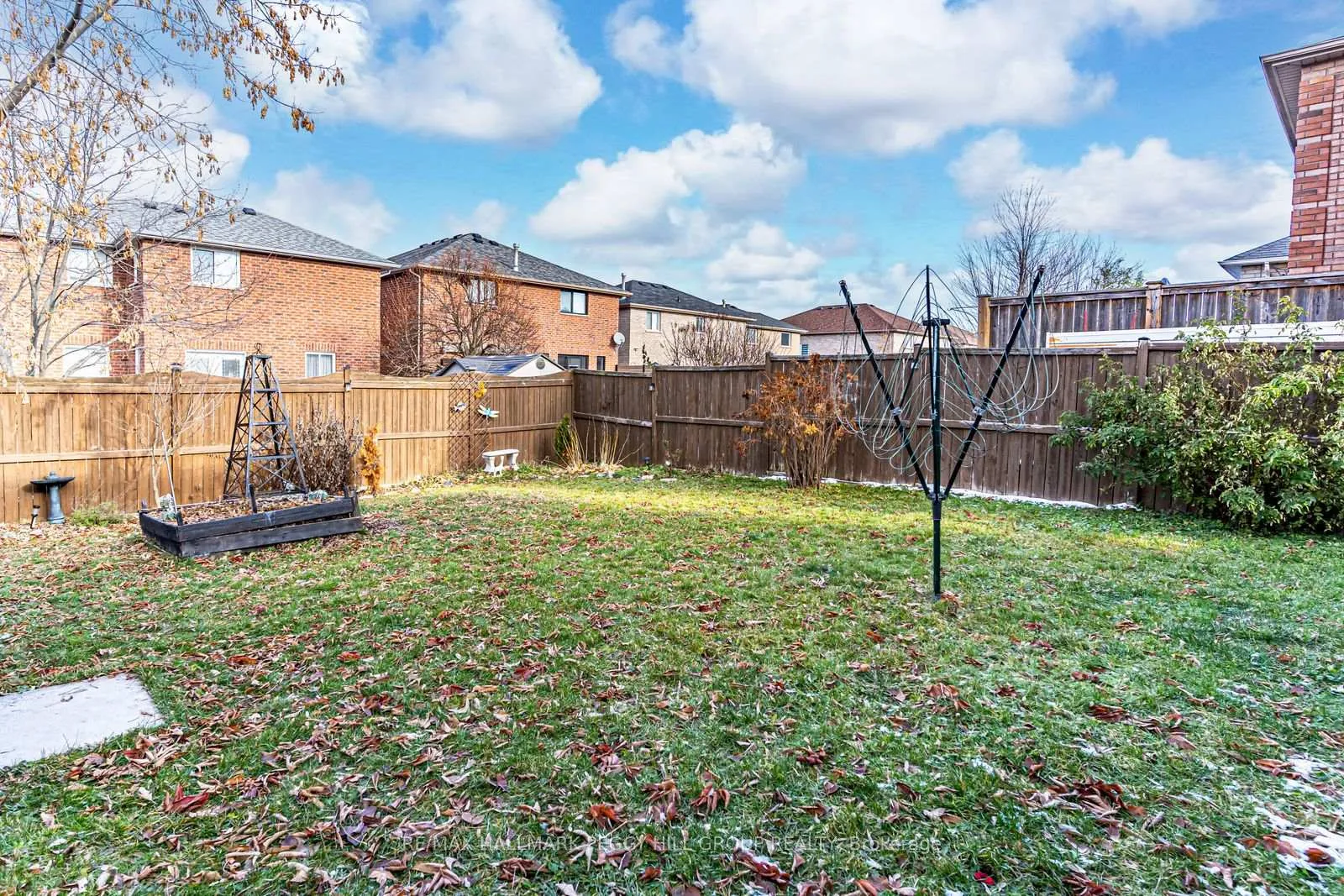 Photo 13 of 222 Country Lane, Barrie, Painswick South — HOMEH