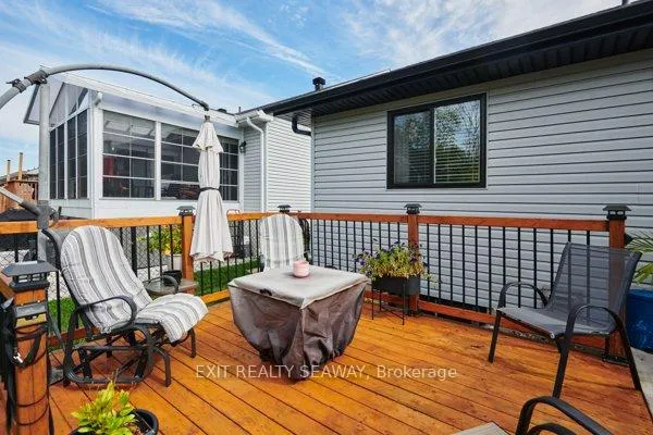Photo 3 of 3108 Mauricy Crescent, Cornwall — HOMEH